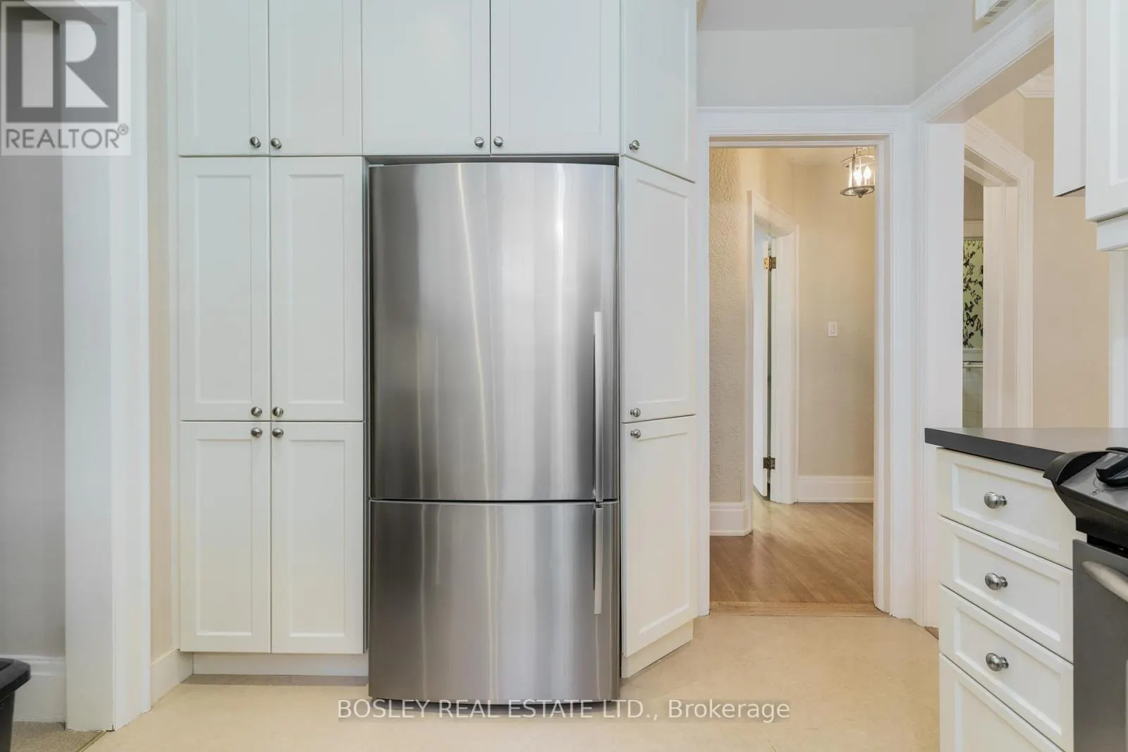 UPPER - 20 COULSON AVENUE