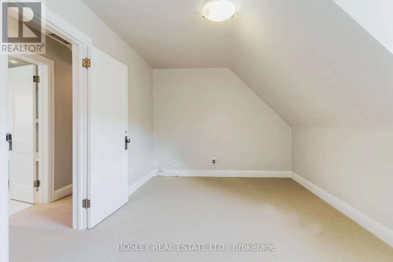 UPPER - 20 COULSON AVENUE