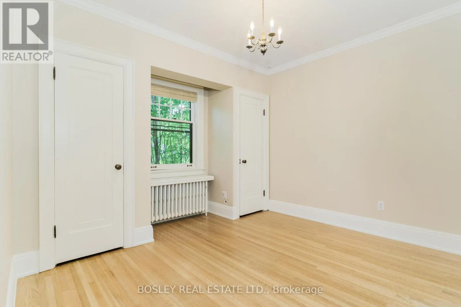 UPPER - 20 COULSON AVENUE