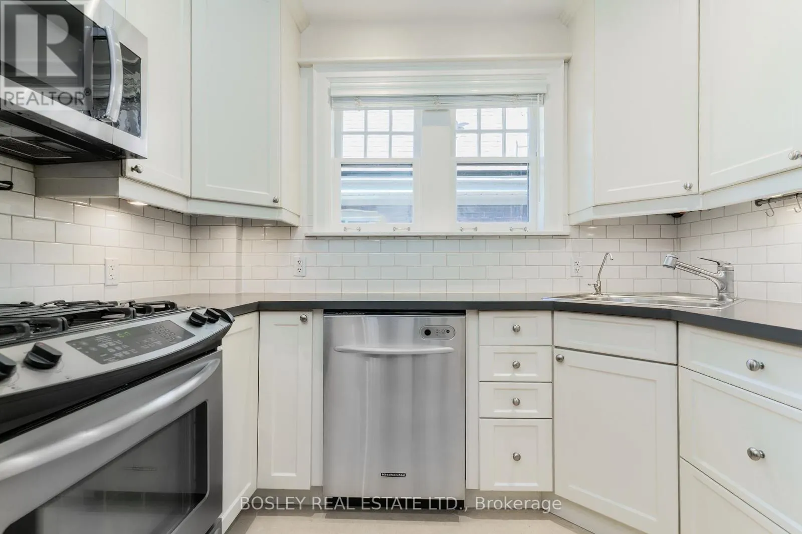 UPPER - 20 COULSON AVENUE
