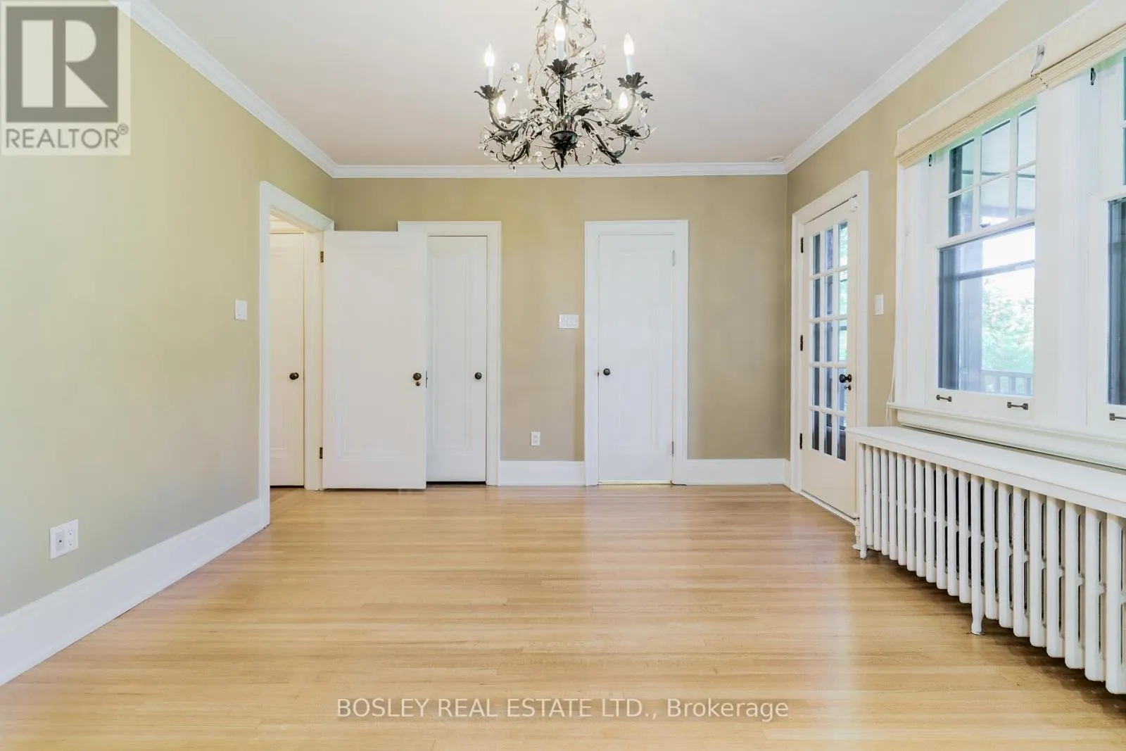UPPER - 20 COULSON AVENUE