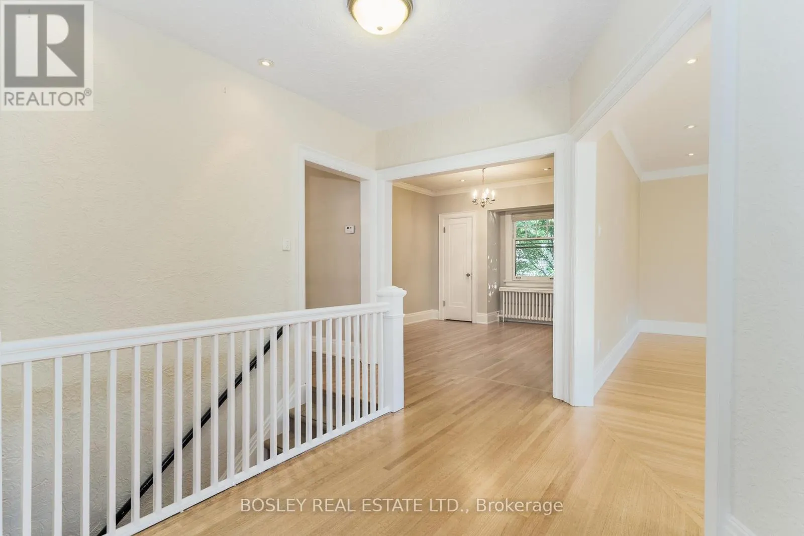 UPPER - 20 COULSON AVENUE