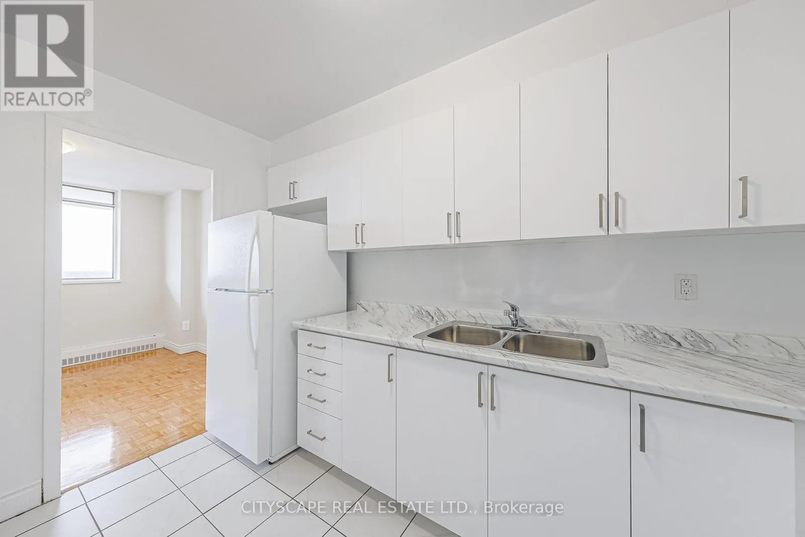 303 - 100 ROWENA DRIVE