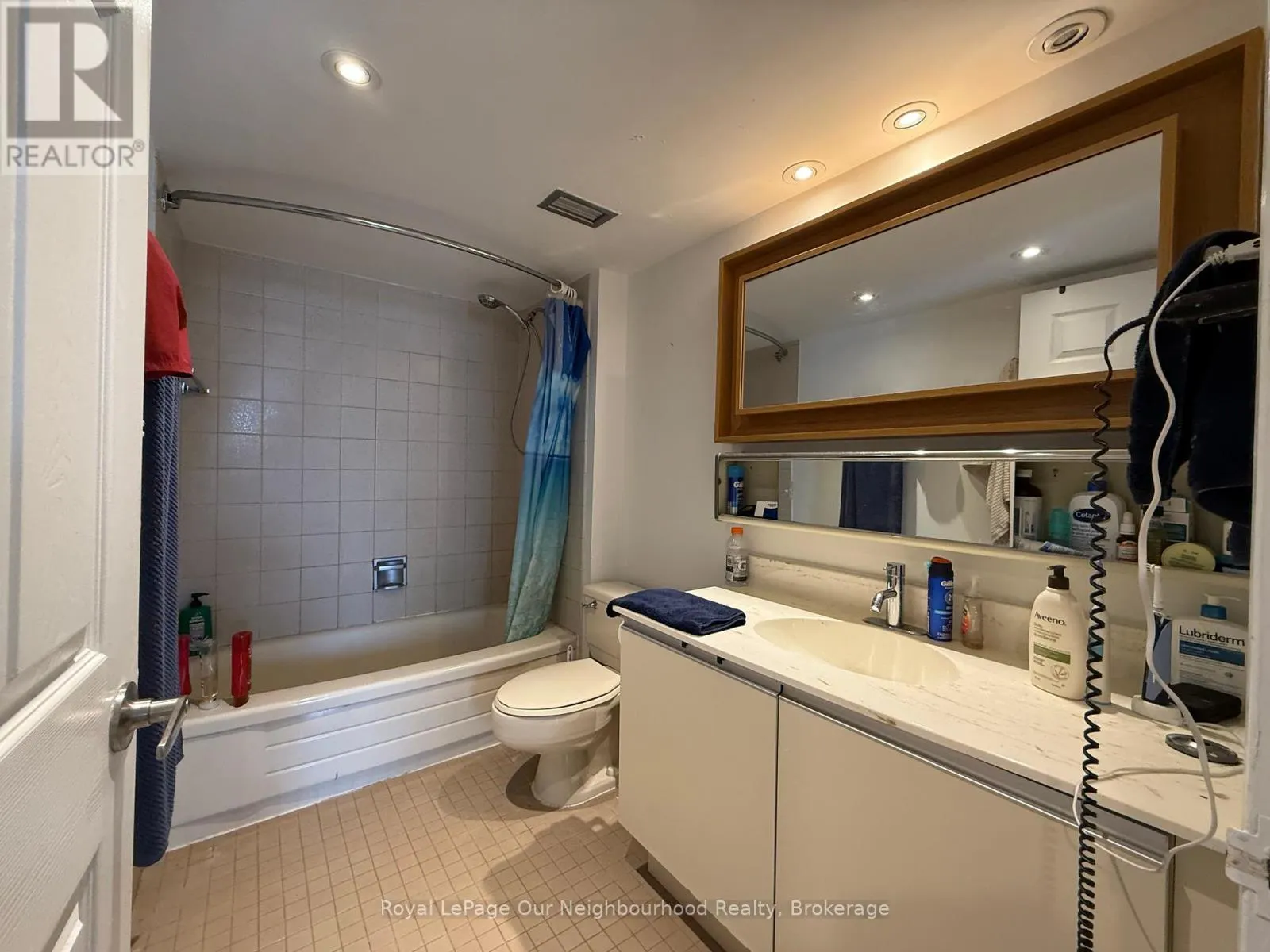 PH13 - 701 KING STREET W, #PH13
