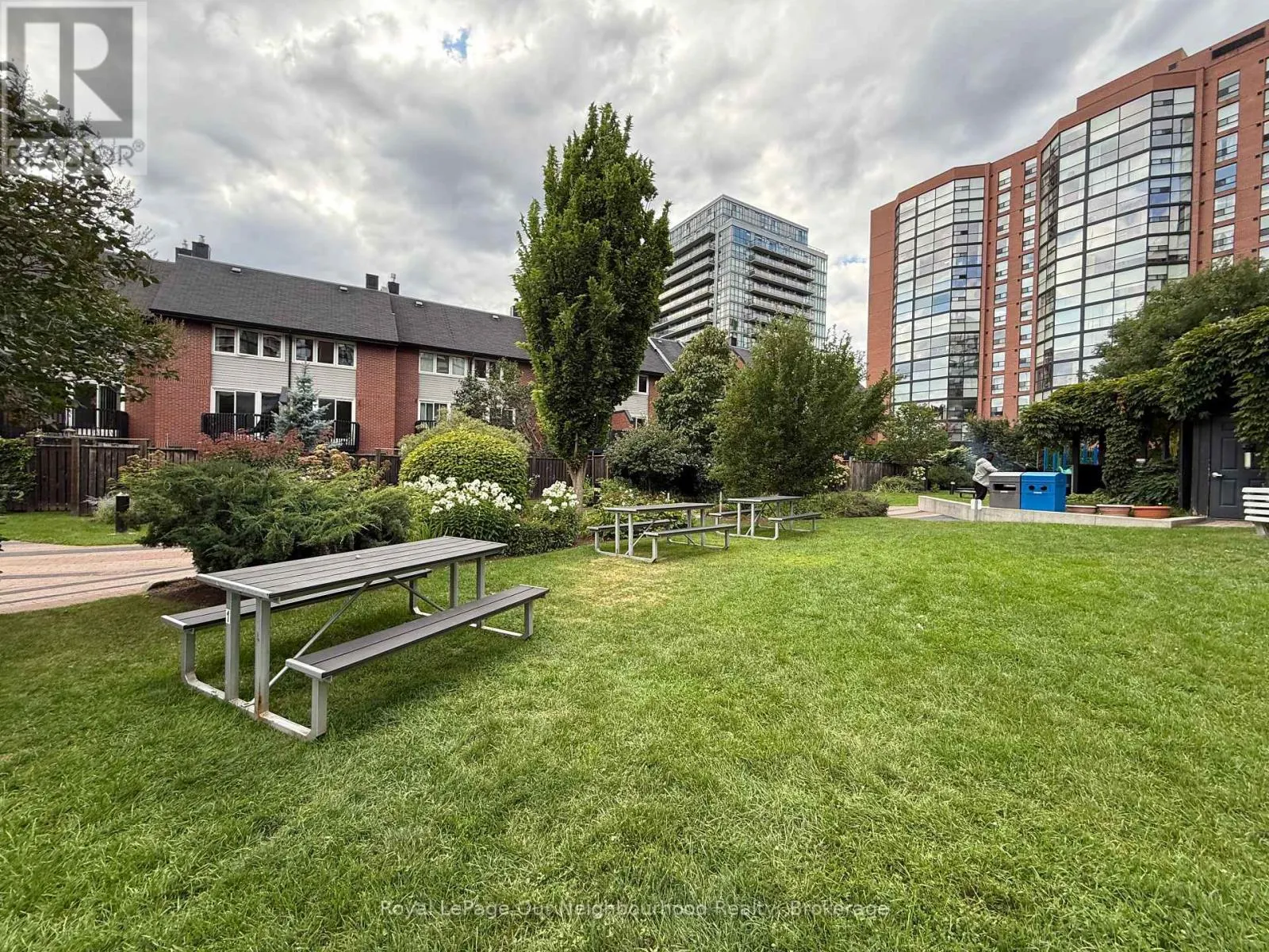 PH13 - 701 KING STREET W, #PH13