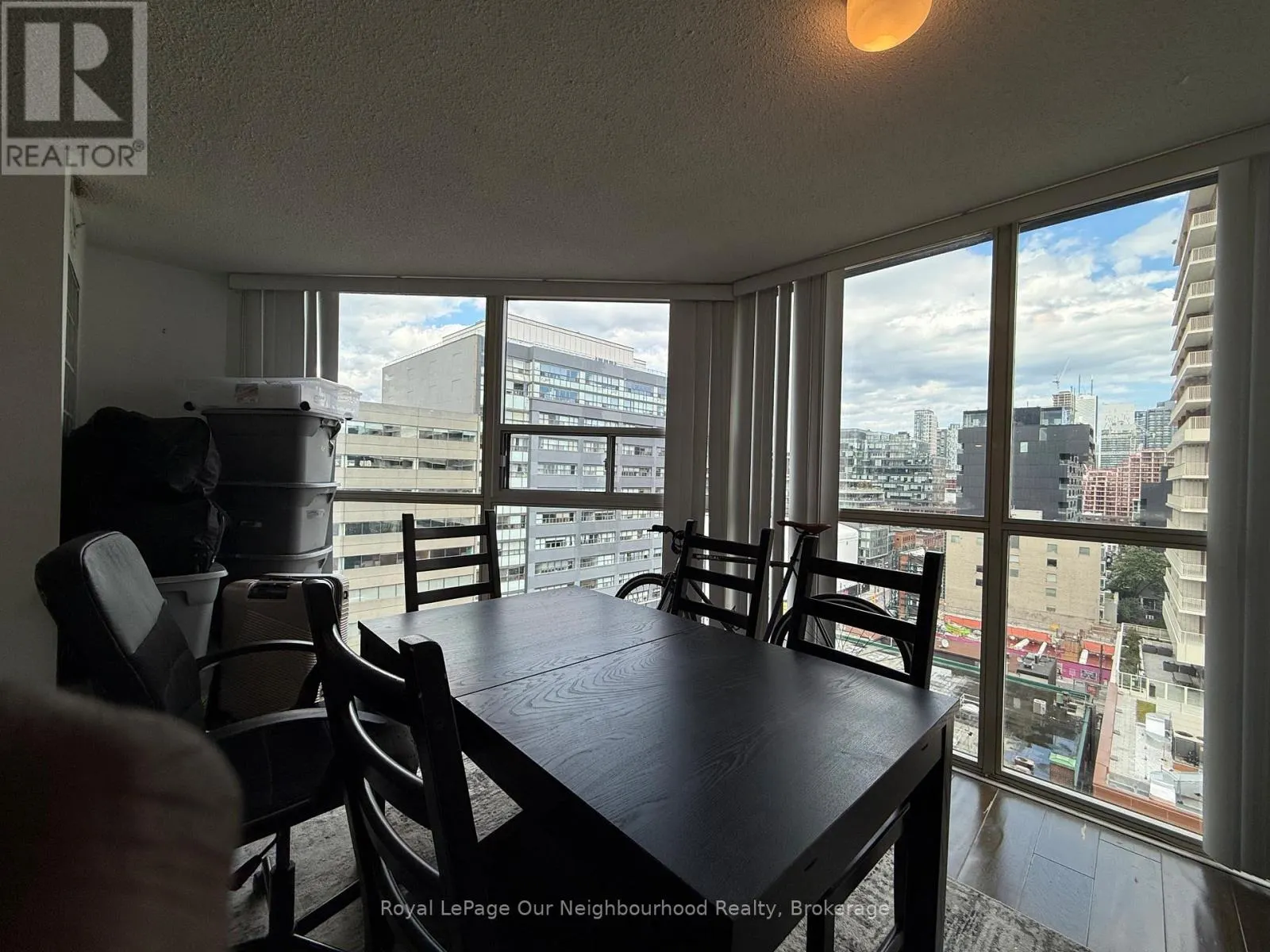 PH13 - 701 KING STREET W, #PH13