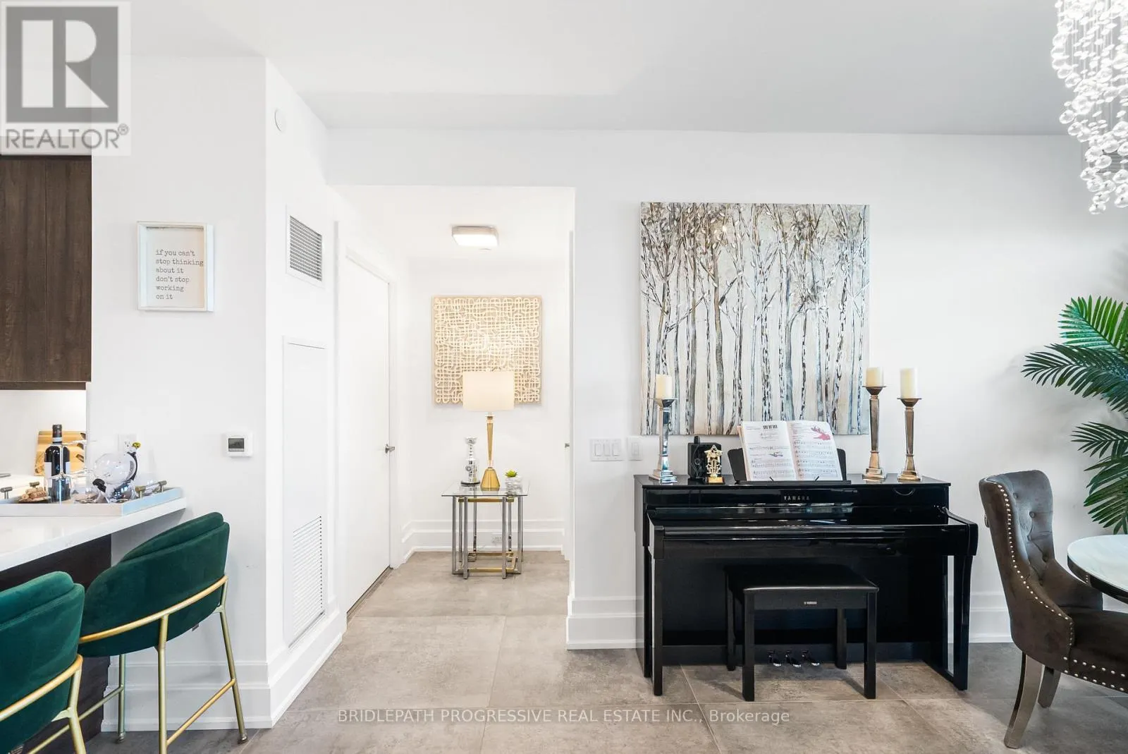 303 - 3 SOUTHVALE DRIVE