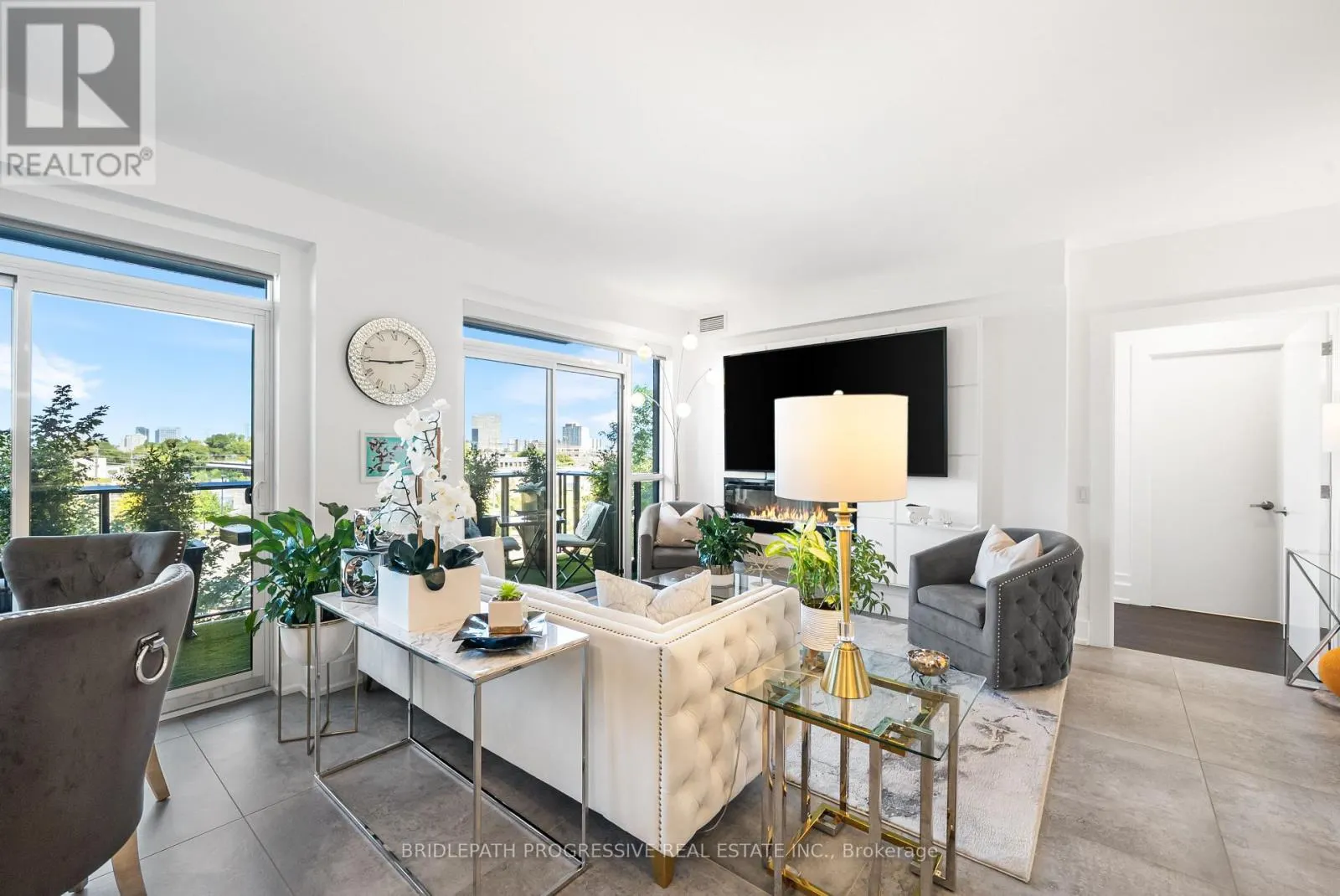 303 - 3 SOUTHVALE DRIVE