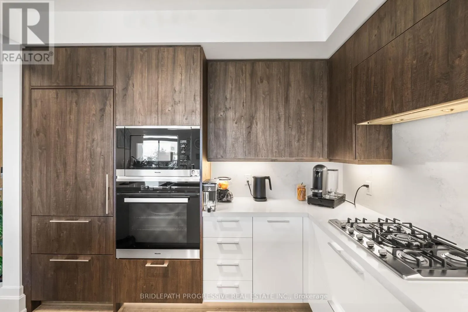303 - 3 SOUTHVALE DRIVE