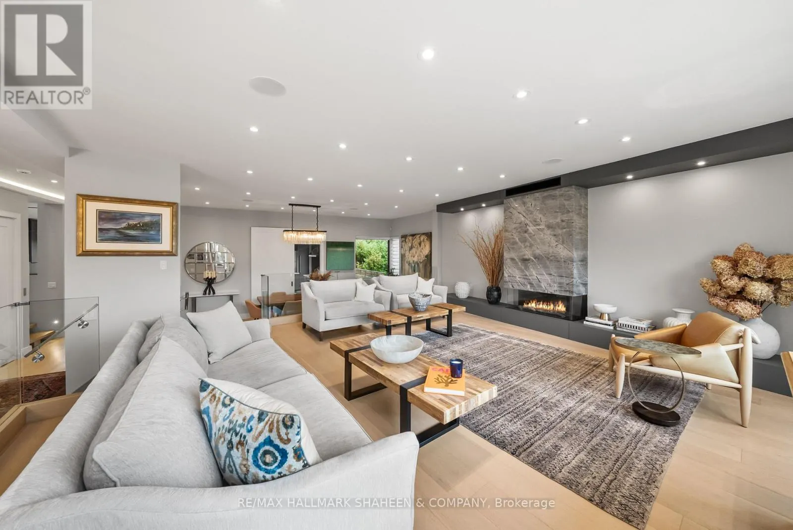 67 CLANSMAN BOULEVARD