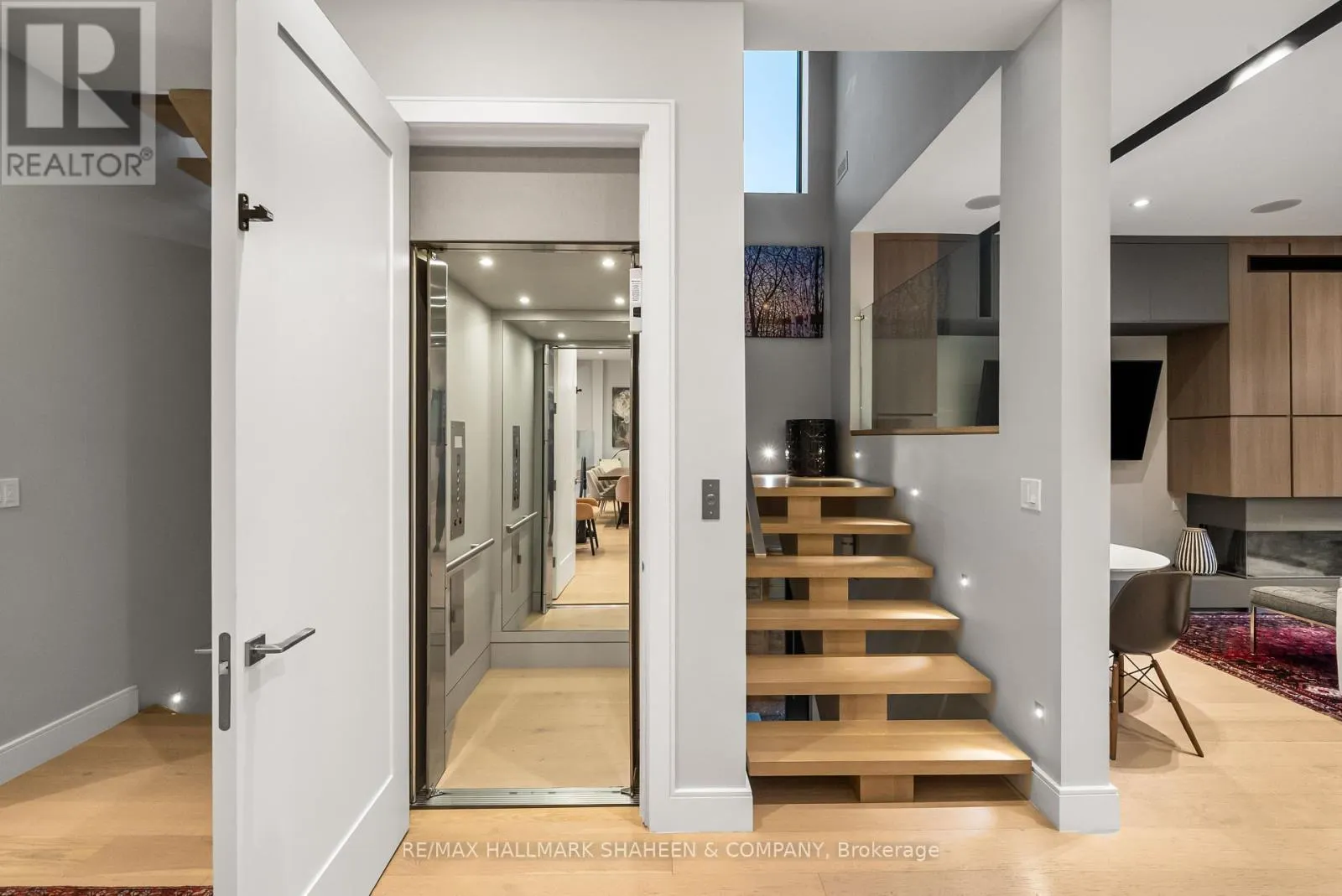 67 CLANSMAN BOULEVARD