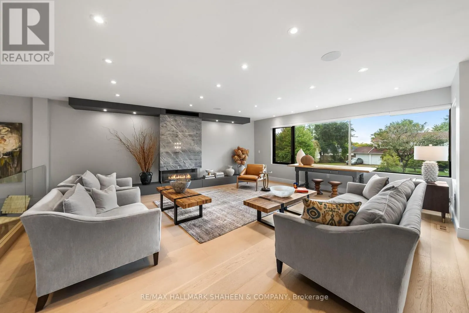 67 CLANSMAN BOULEVARD