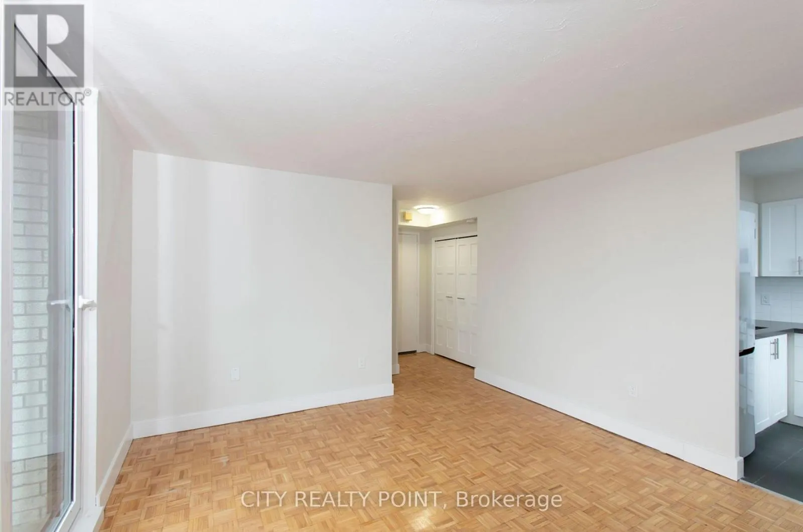 402 - 485 HURON STREET