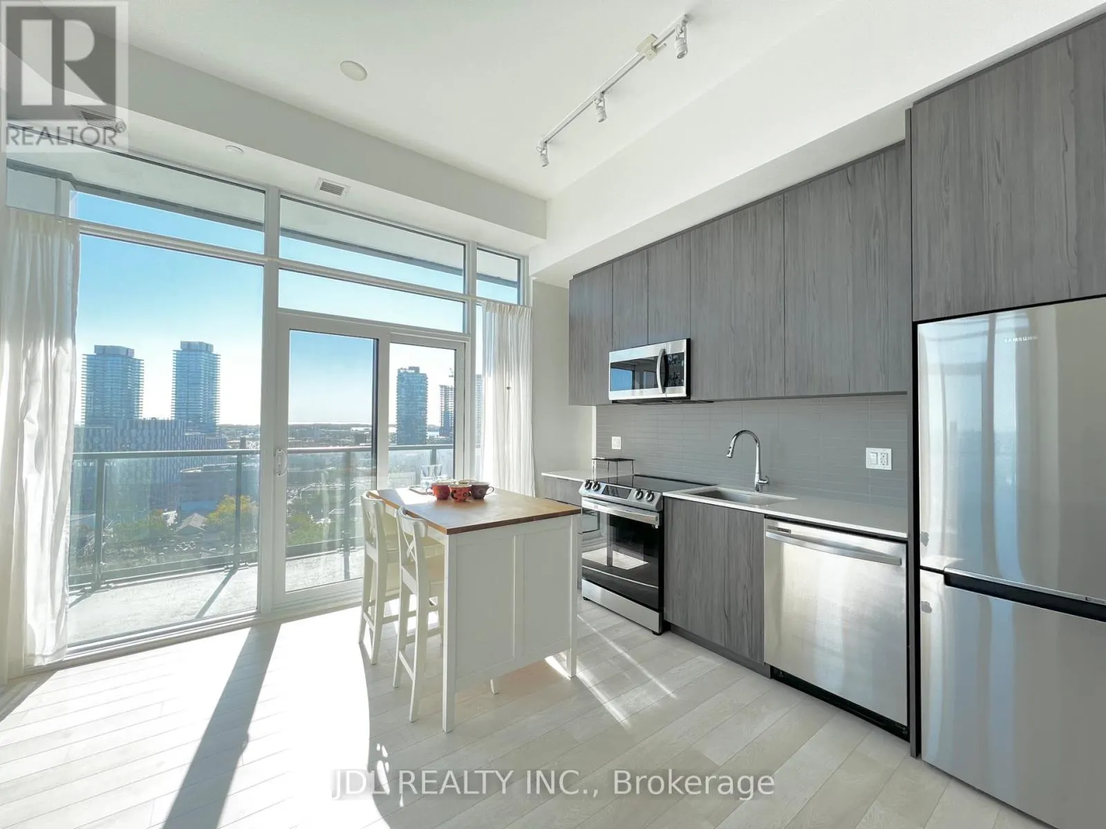 1507 - 50 POWER STREET