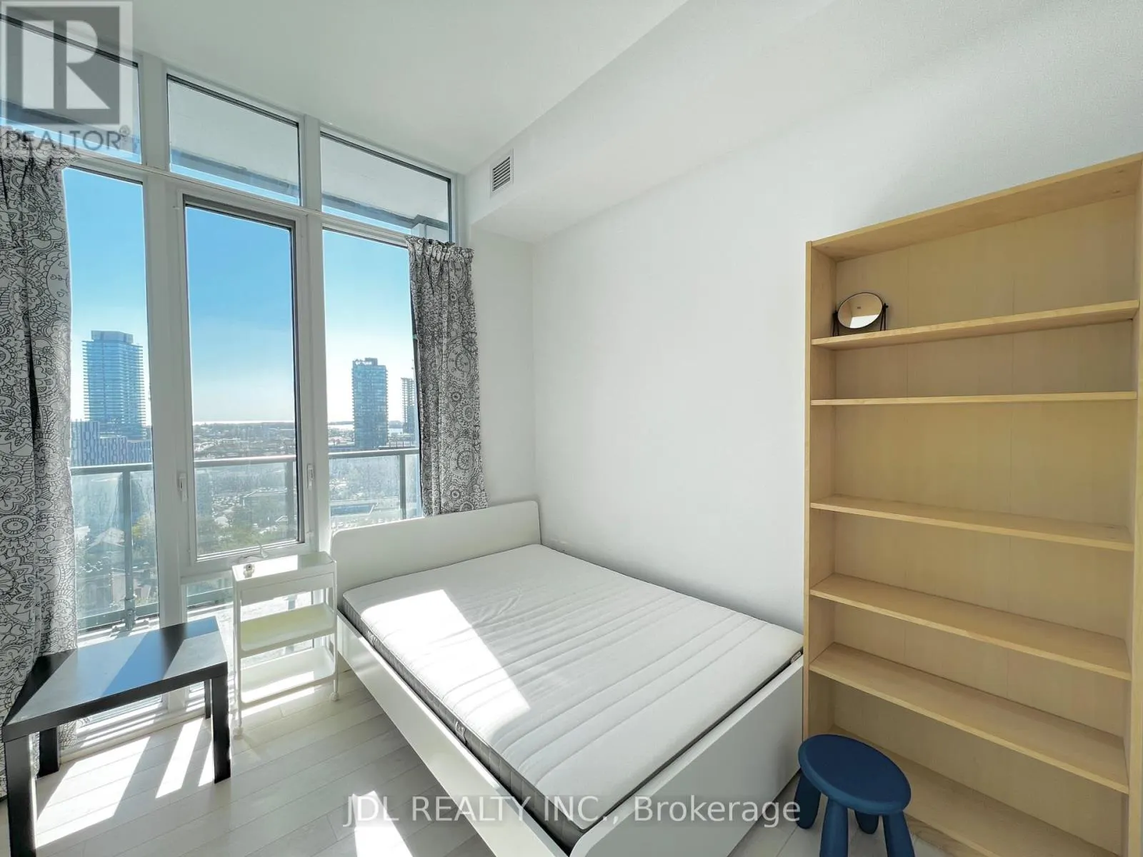 1507 - 50 POWER STREET