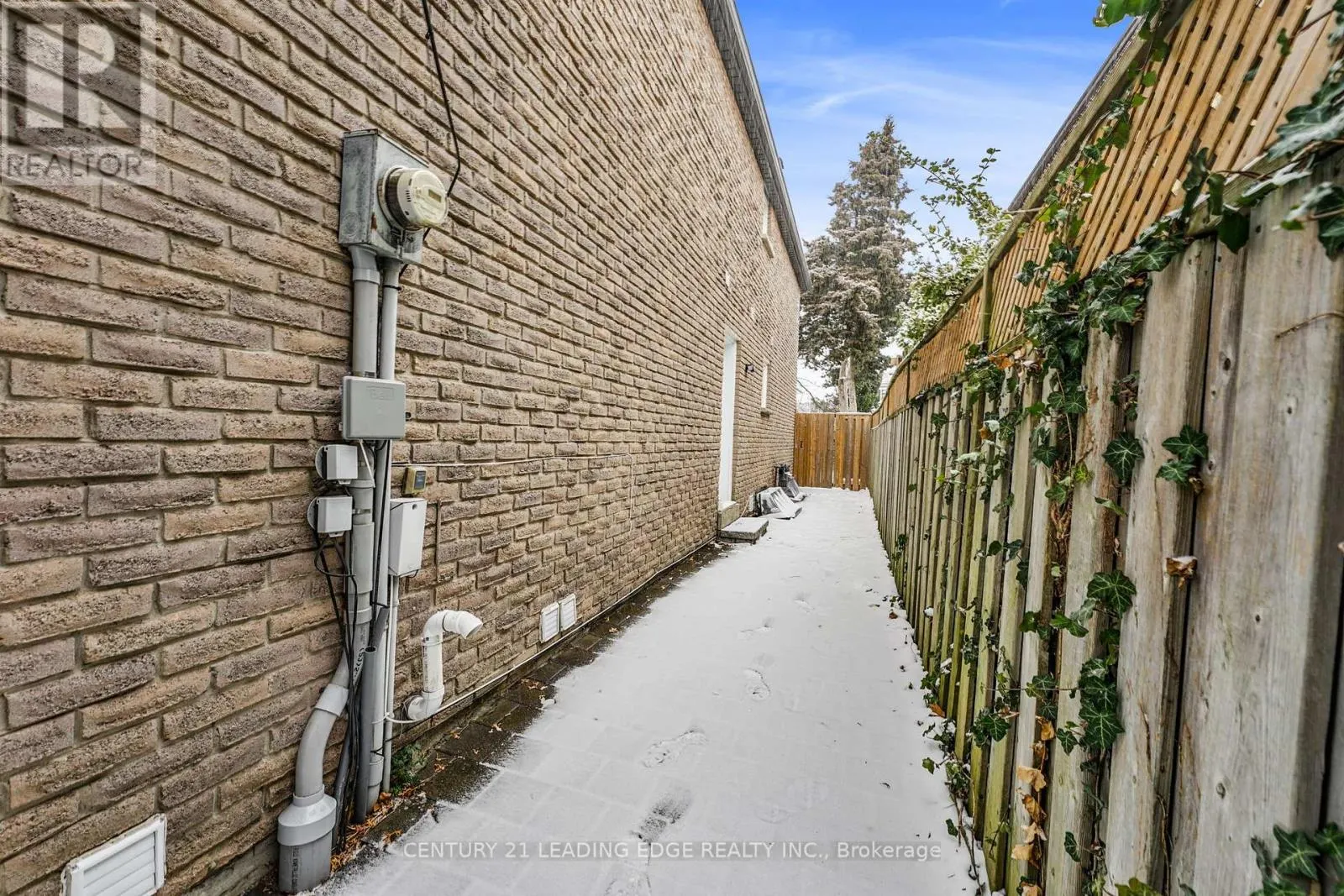 BASEMENT - 16 MEDACA STREET