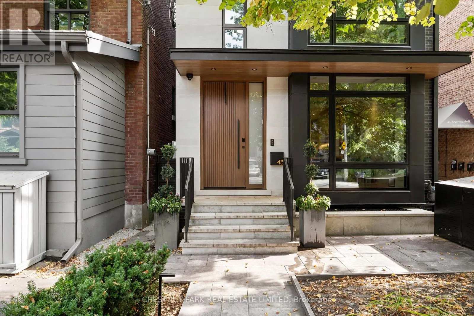 43 SUMMERHILL AVENUE