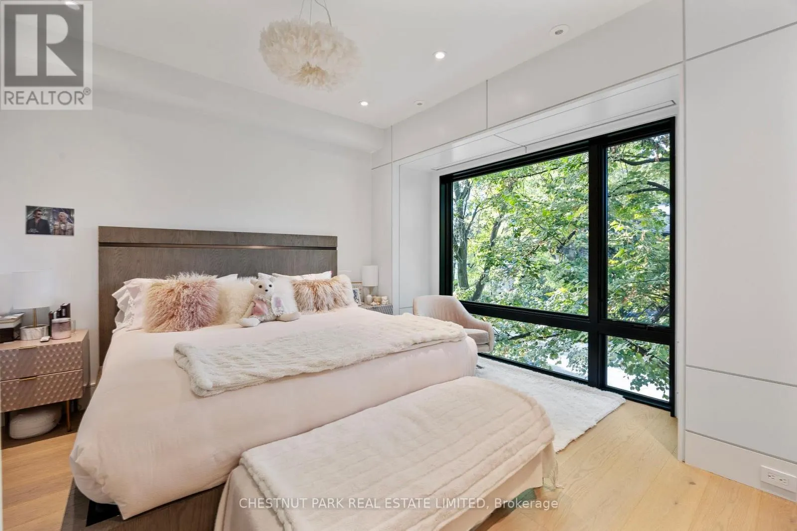 43 SUMMERHILL AVENUE