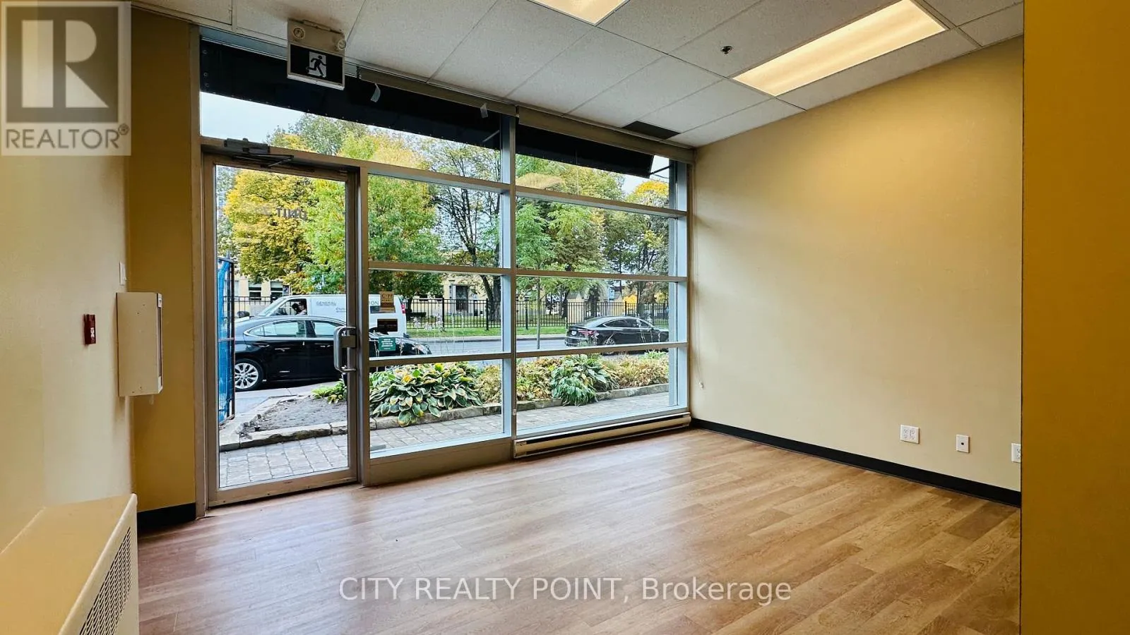 7 - 1500 BATHURST STREET