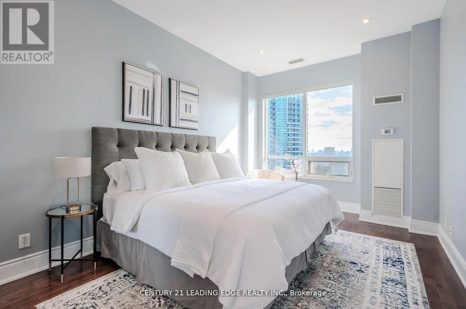PH303 - 135 WYNFORD DRIVE