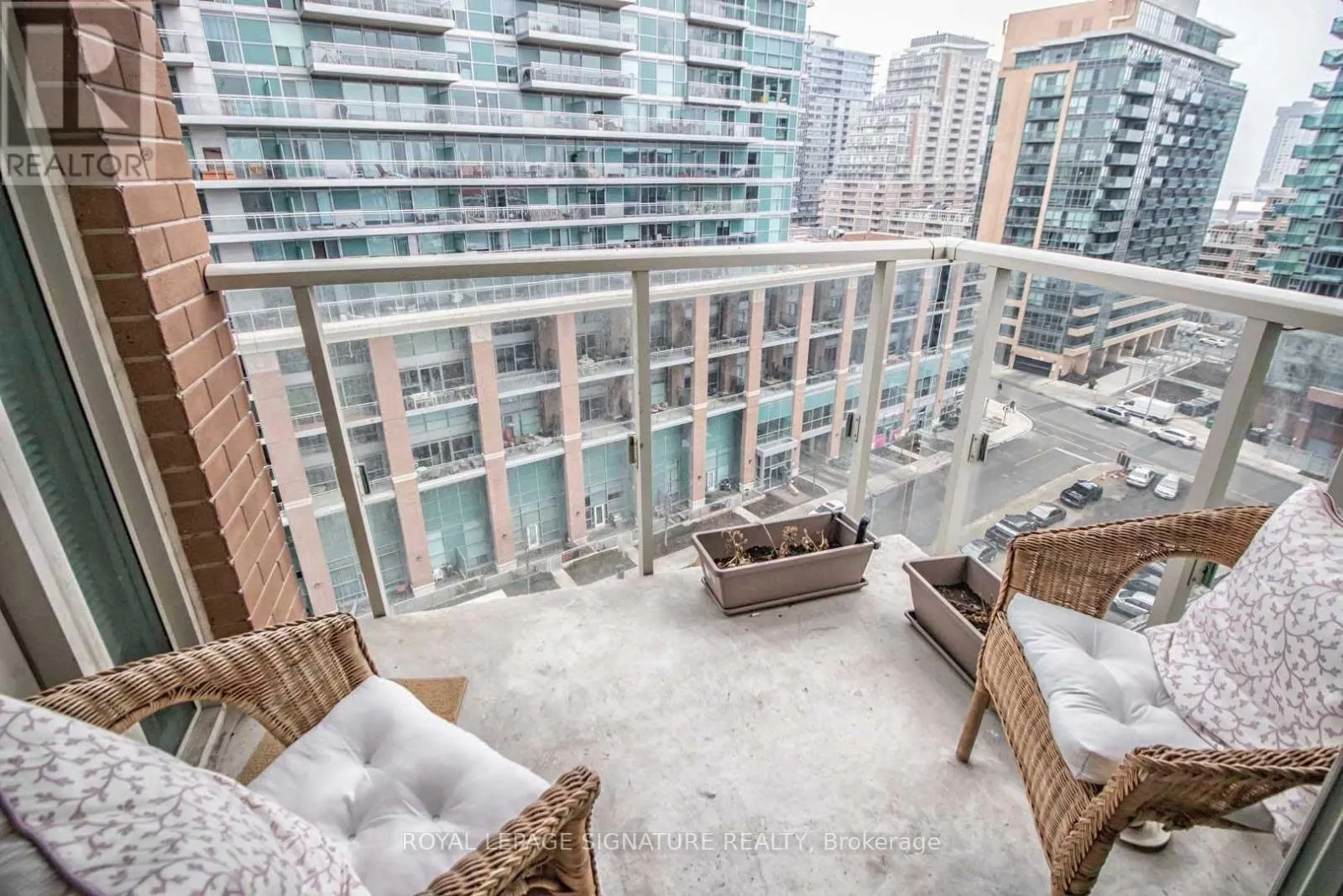 1007 - 125 WESTERN BATTERY ROAD