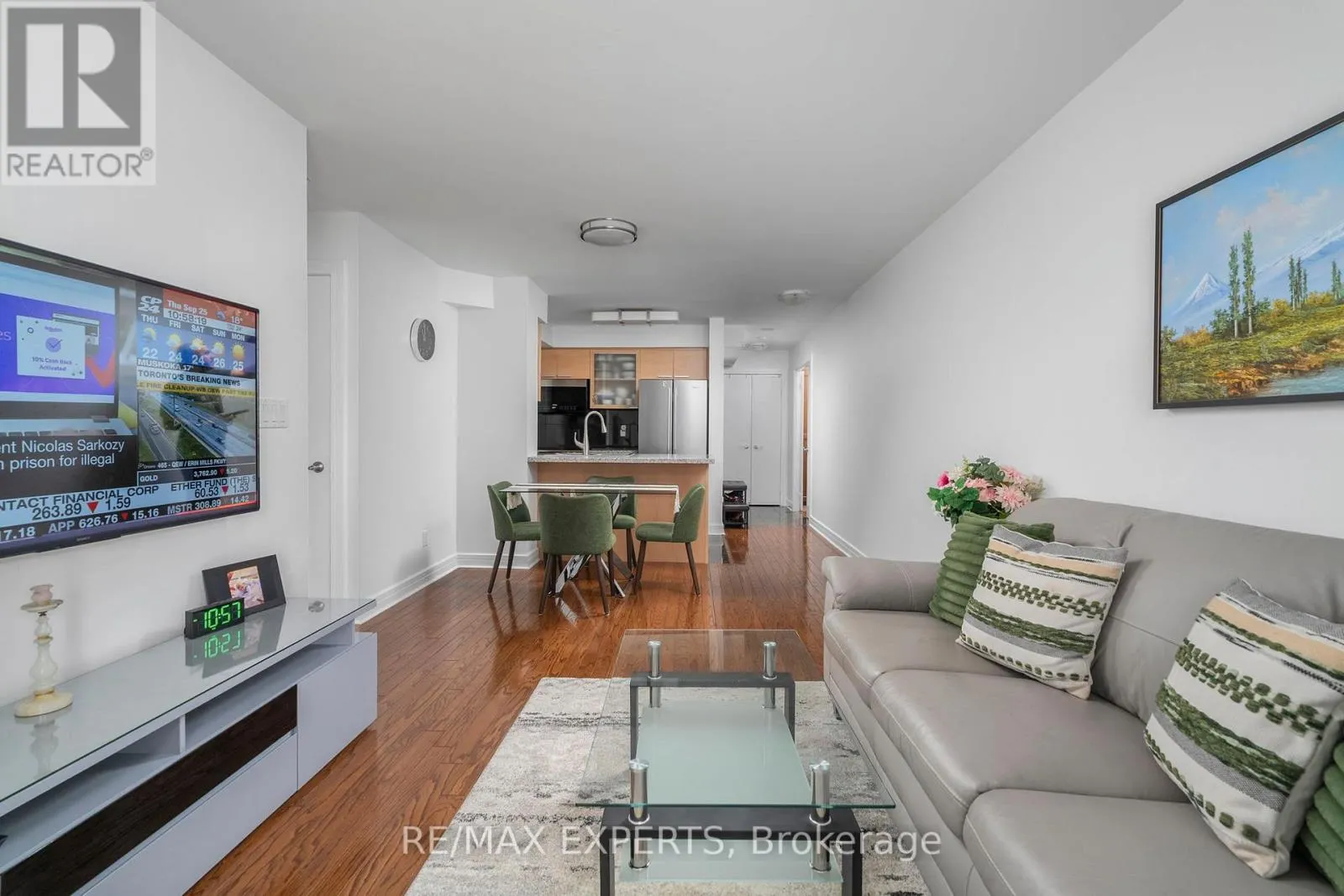 1801 - 18 HARRISON GARDEN BOULEVARD