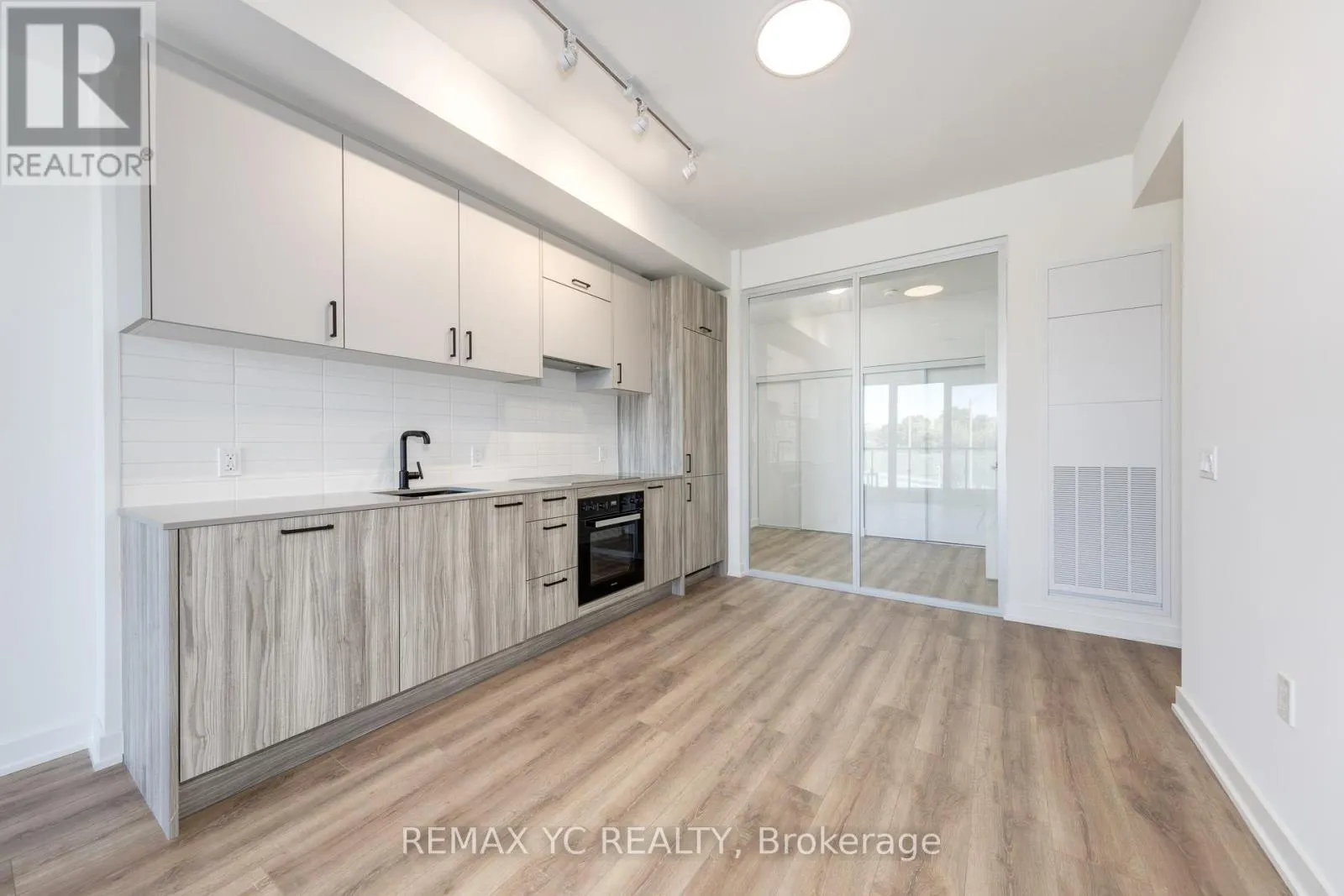213 - 1 KYLE LOWRY ROAD