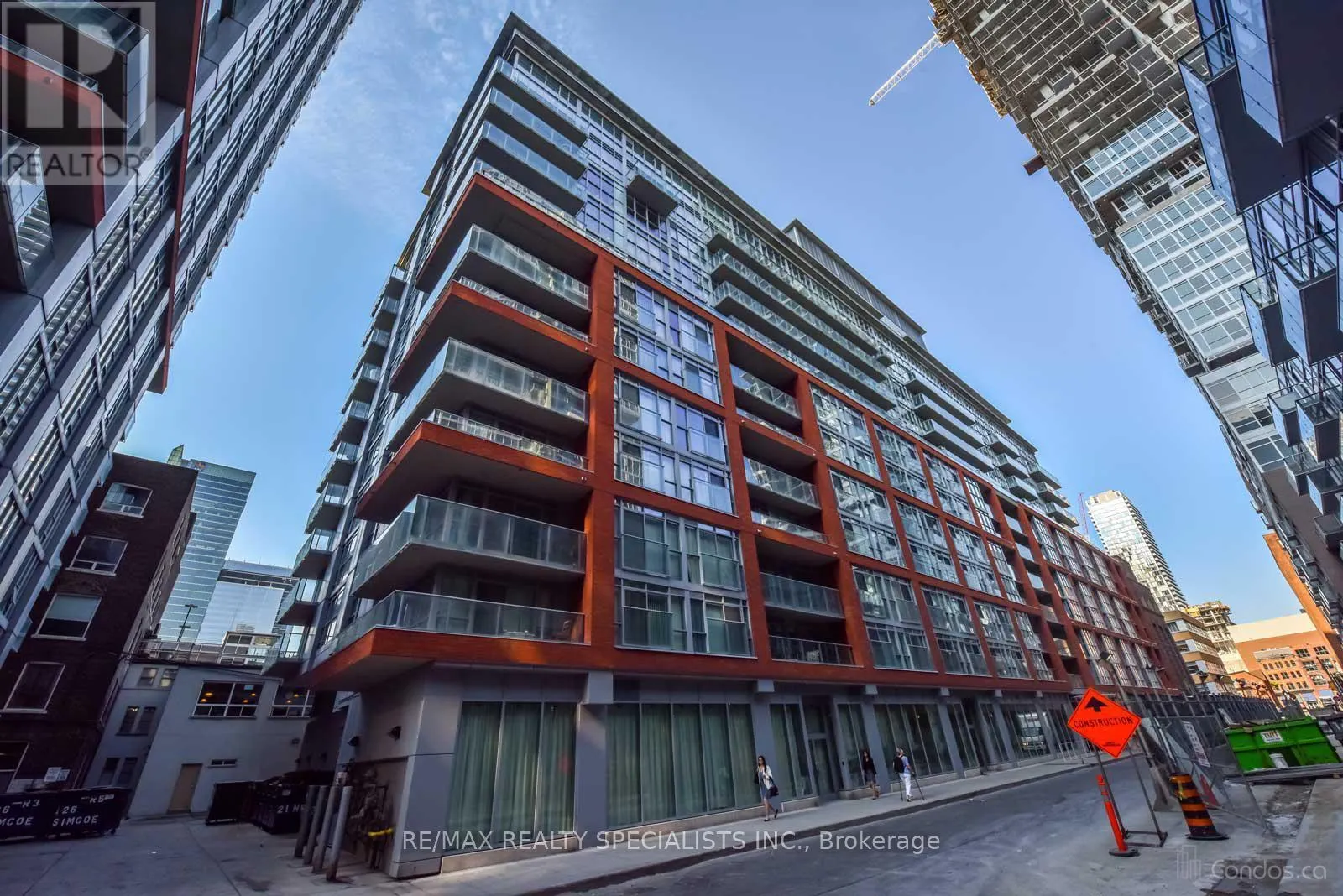 729 - 21 NELSON STREET
