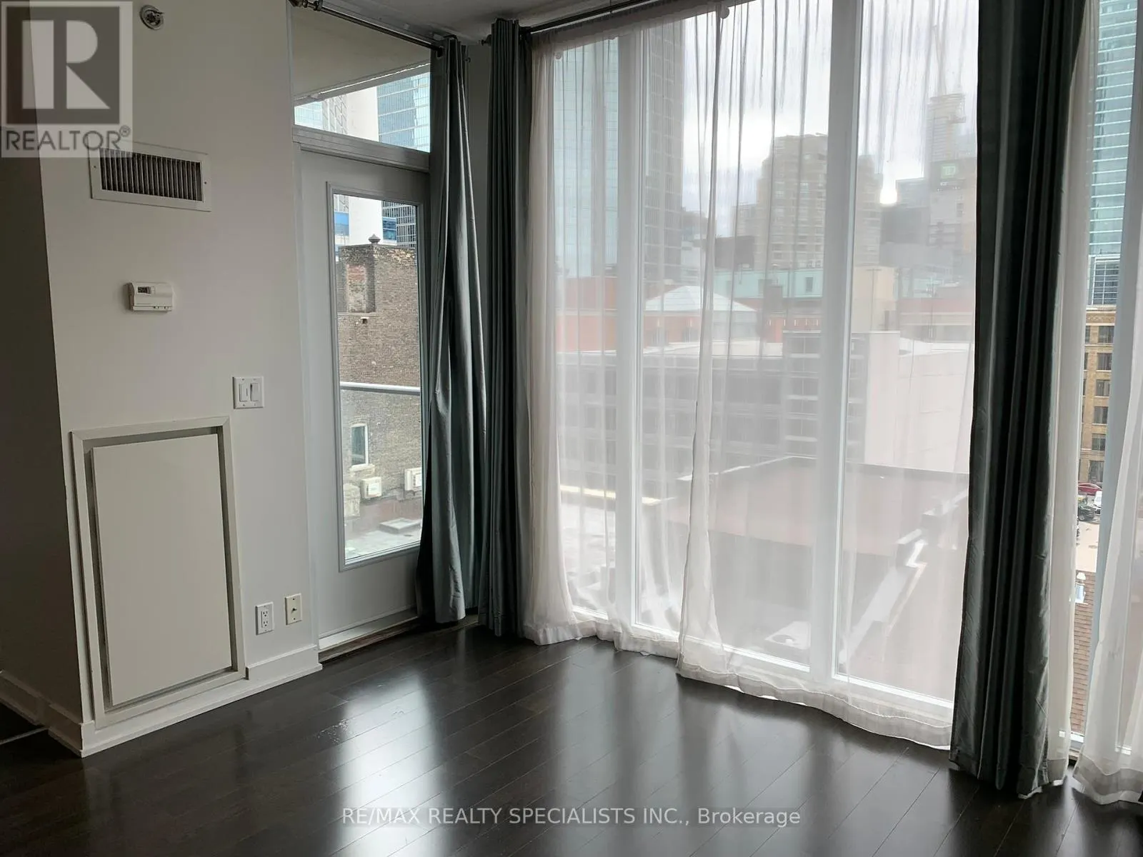 729 - 21 NELSON STREET