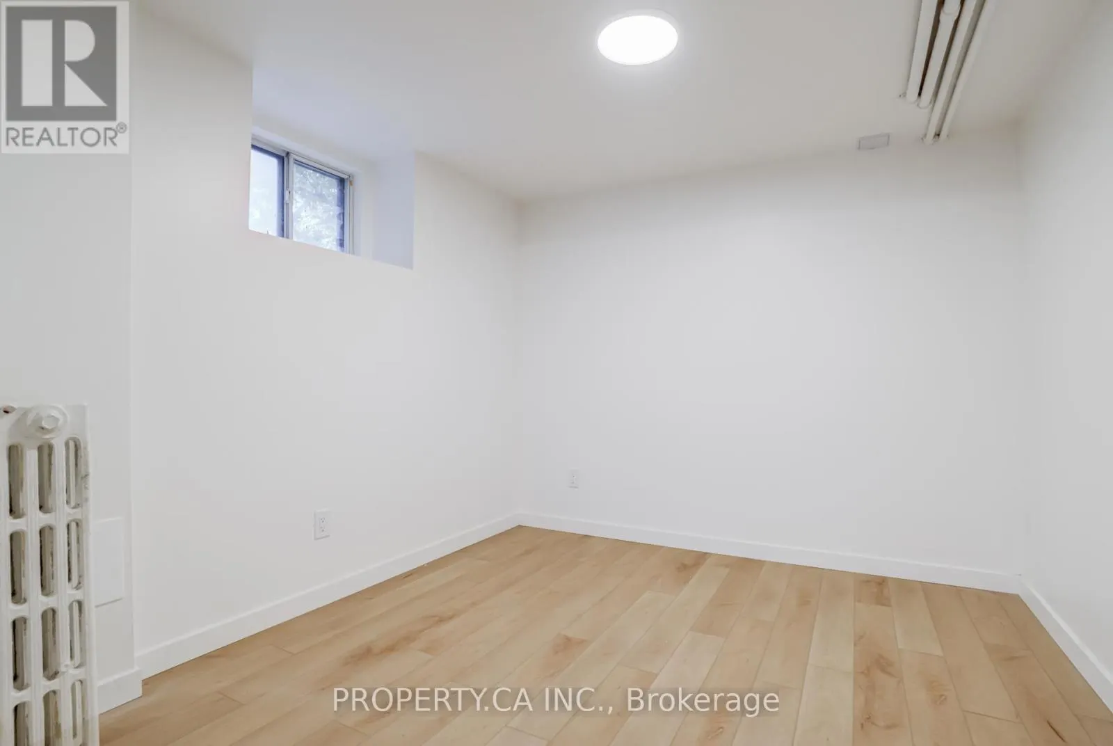 BASEMENT - 372 SAINT CLARENS AVENUE