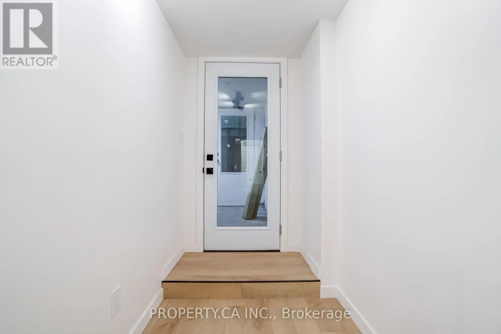 BASEMENT - 372 SAINT CLARENS AVENUE