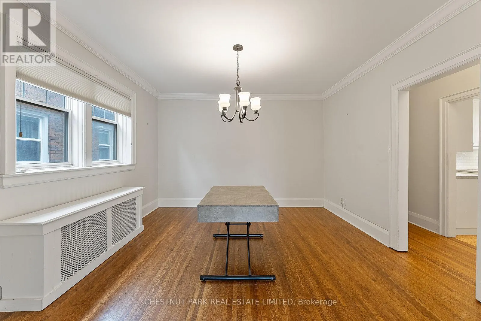 UPPER - 472 ORIOLE PARKWAY