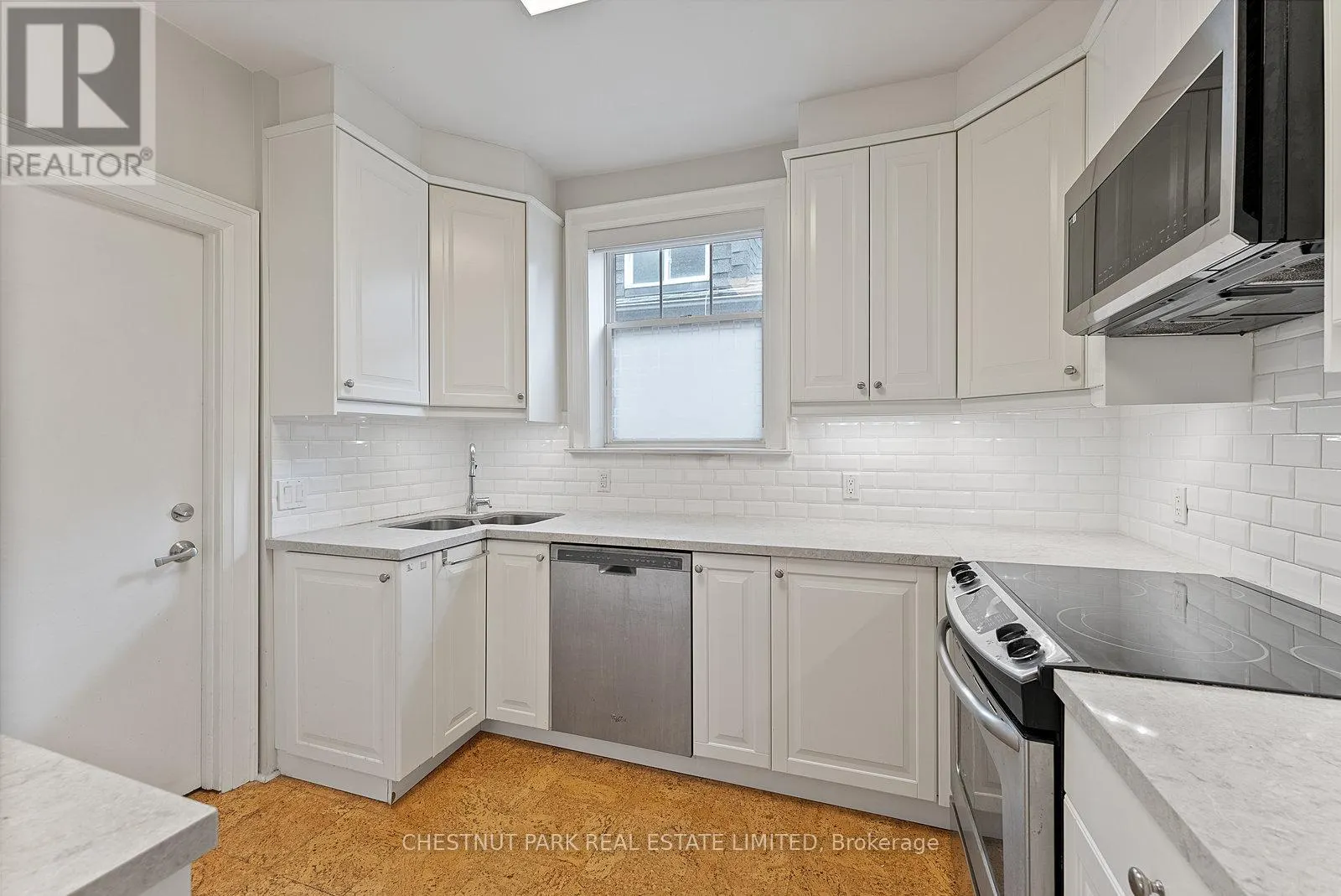 UPPER - 472 ORIOLE PARKWAY