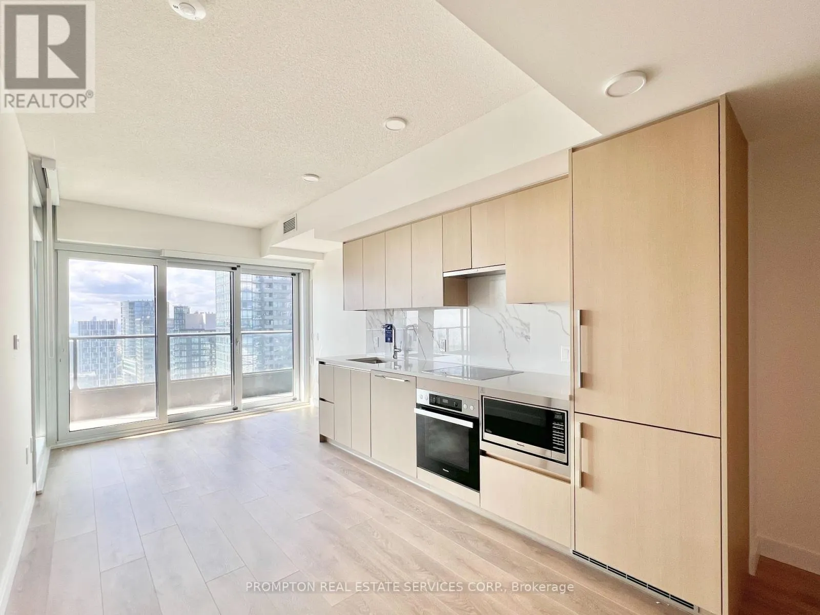 4312 - 3 CONCORD CITYPLACE WAY