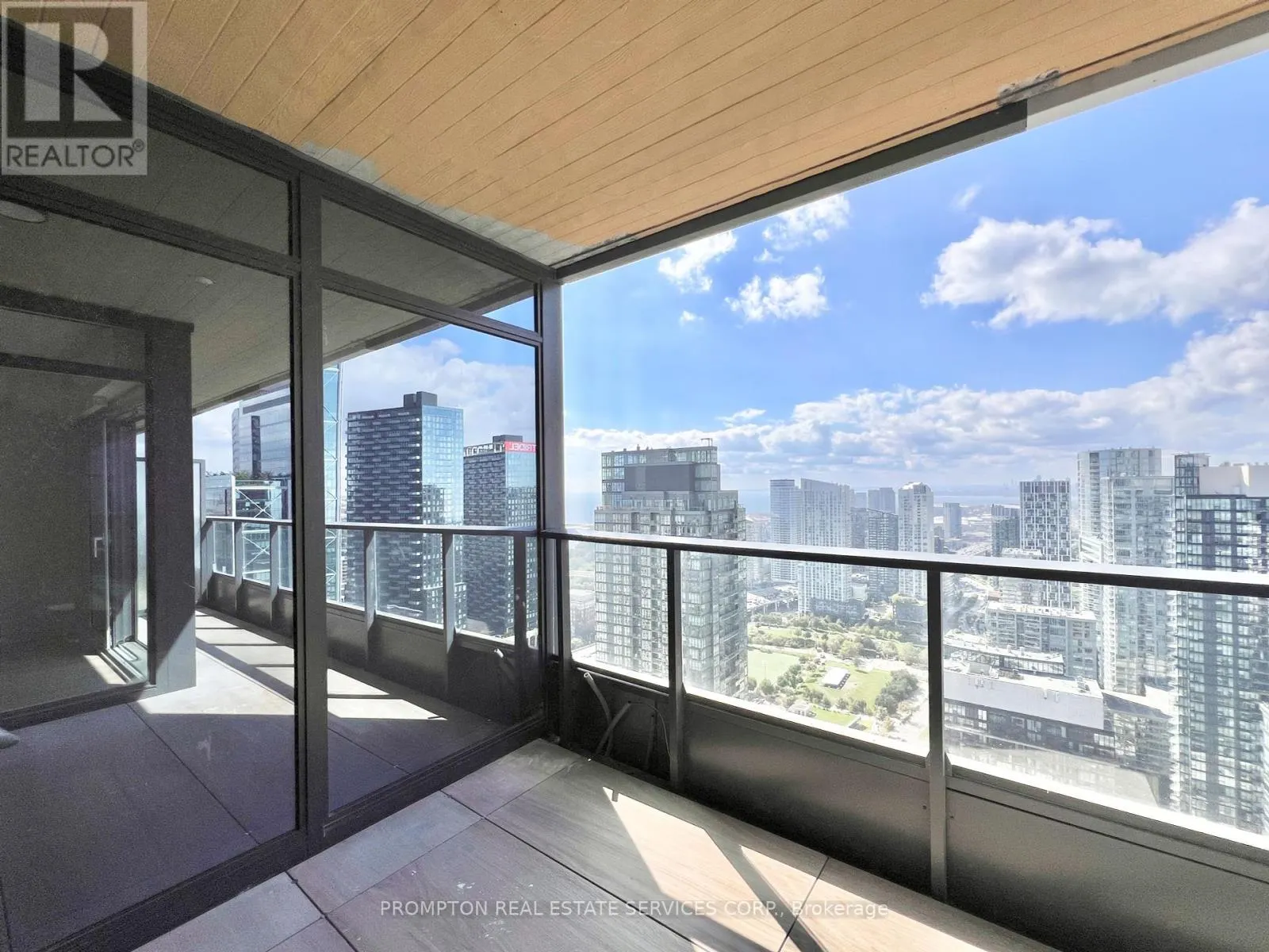 4312 - 3 CONCORD CITYPLACE WAY
