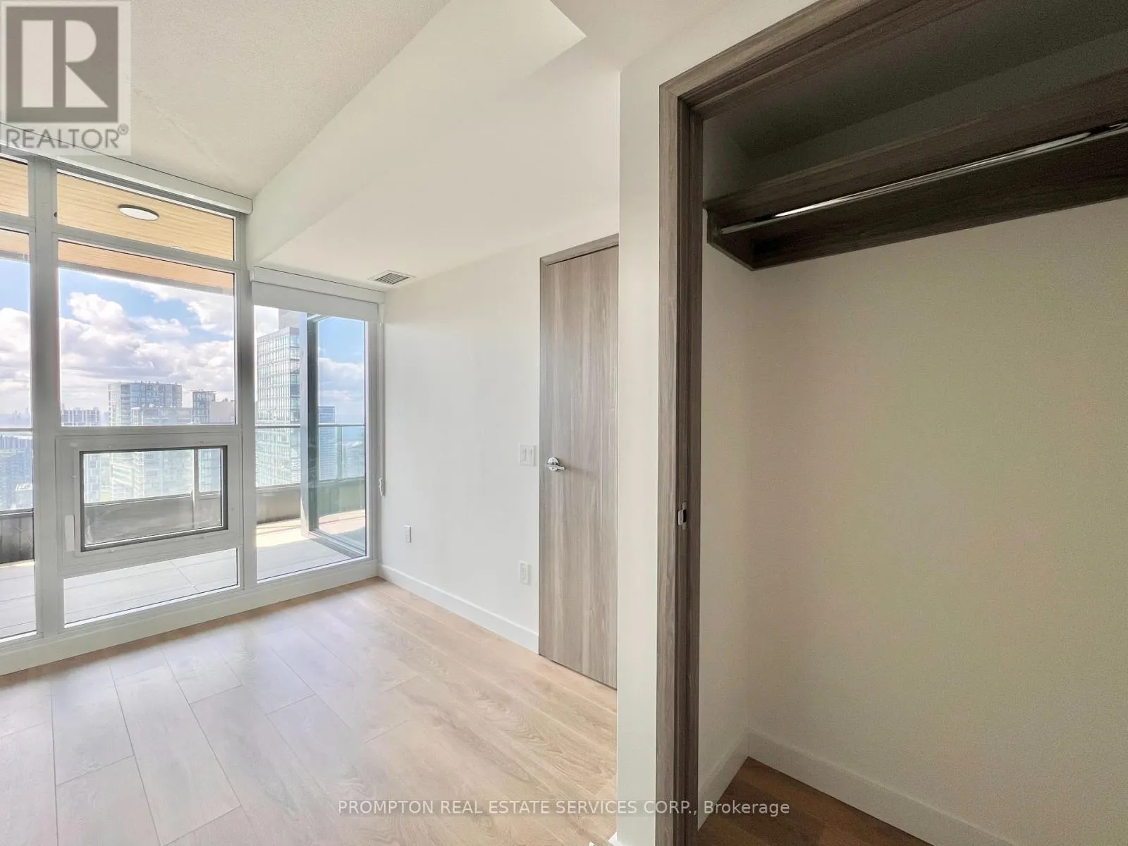 4312 - 3 CONCORD CITYPLACE WAY