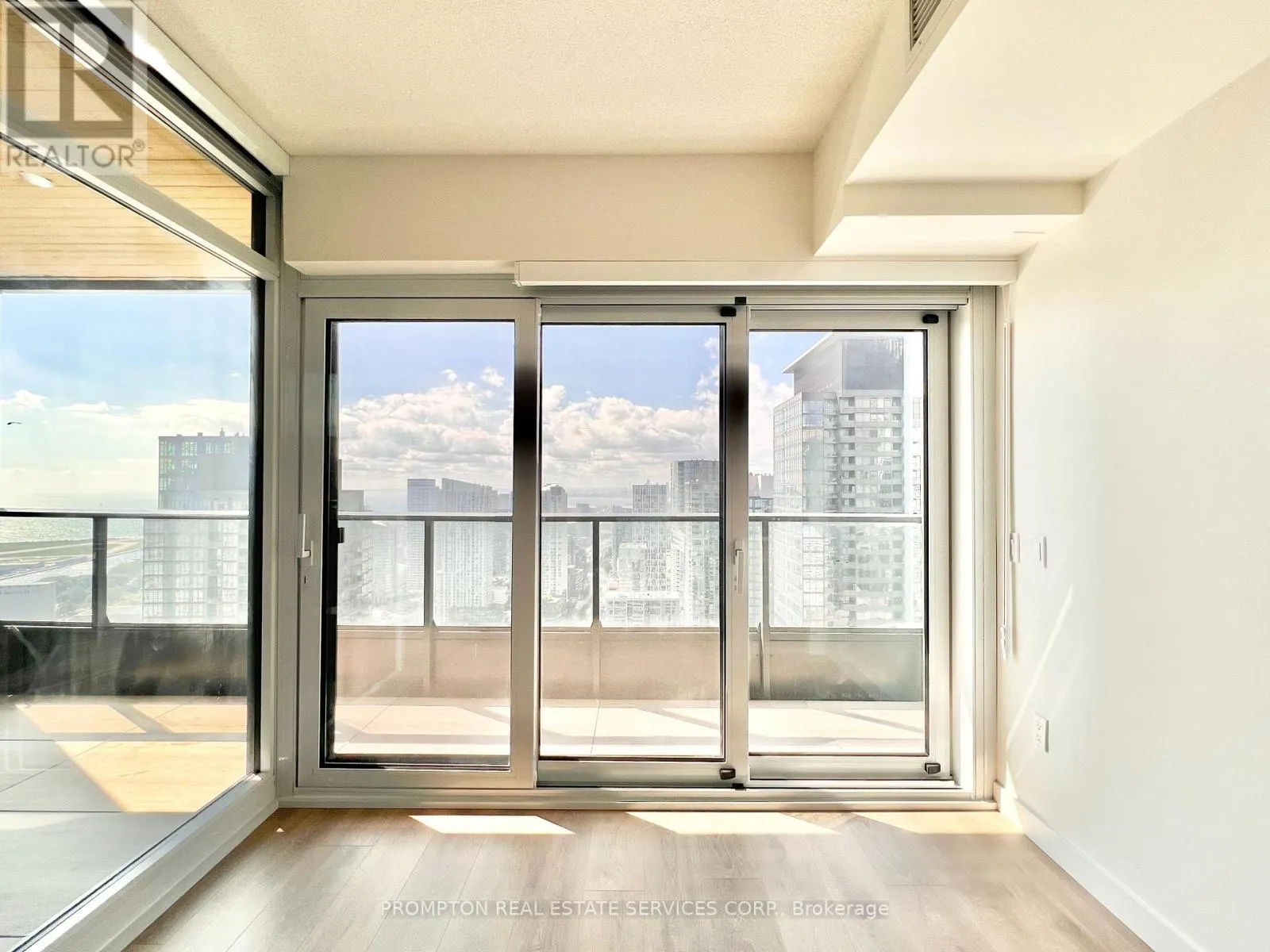 4312 - 3 CONCORD CITYPLACE WAY