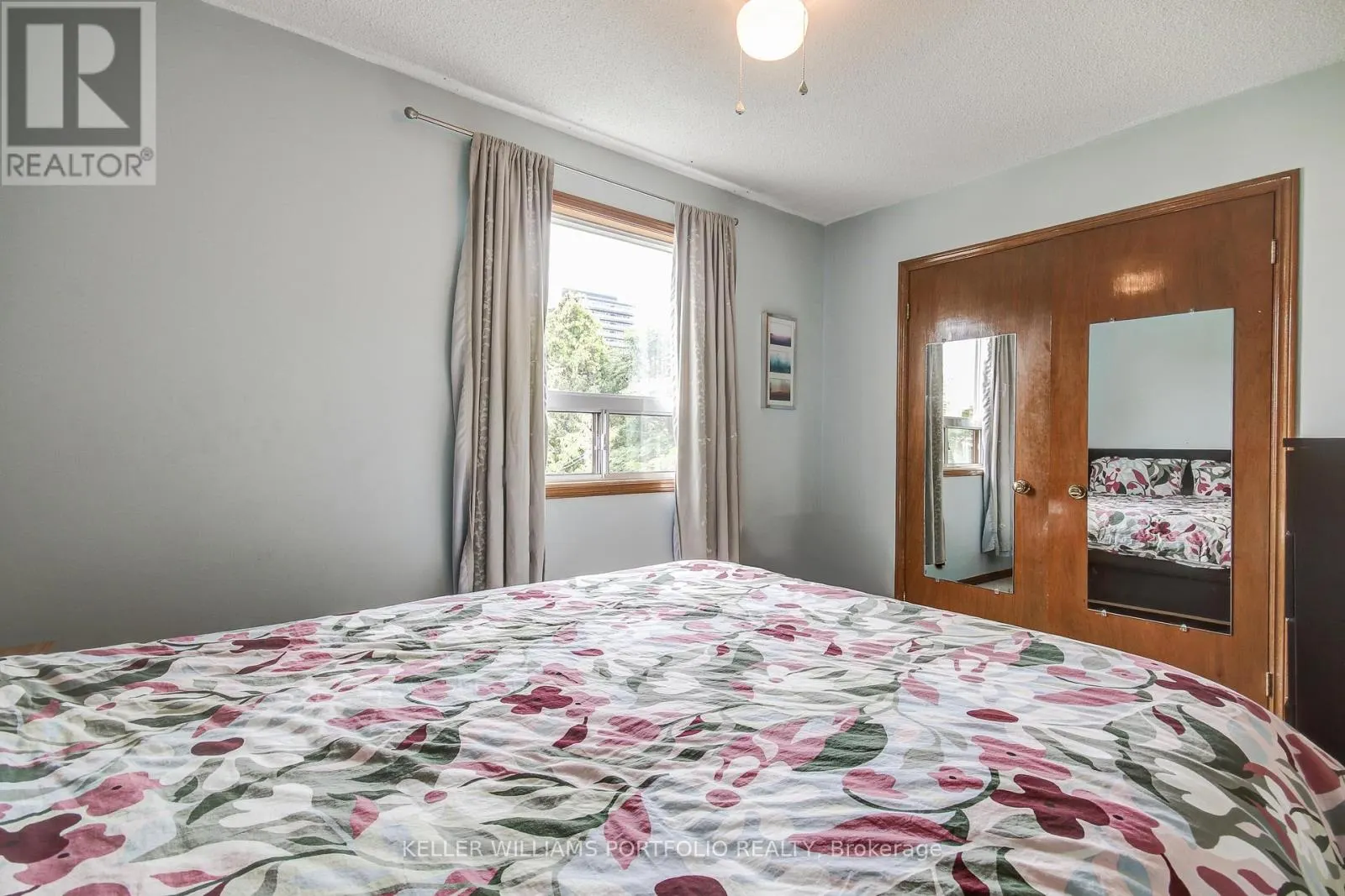 108 CLOVELLY AVENUE