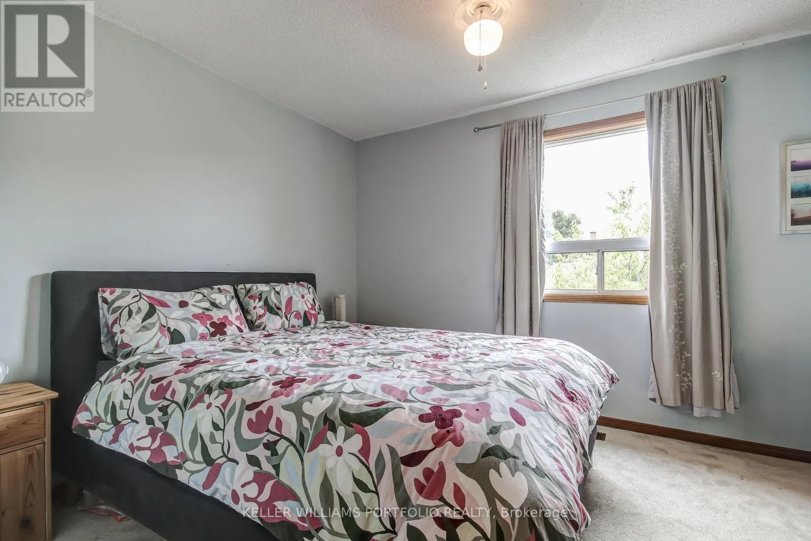 108 CLOVELLY AVENUE