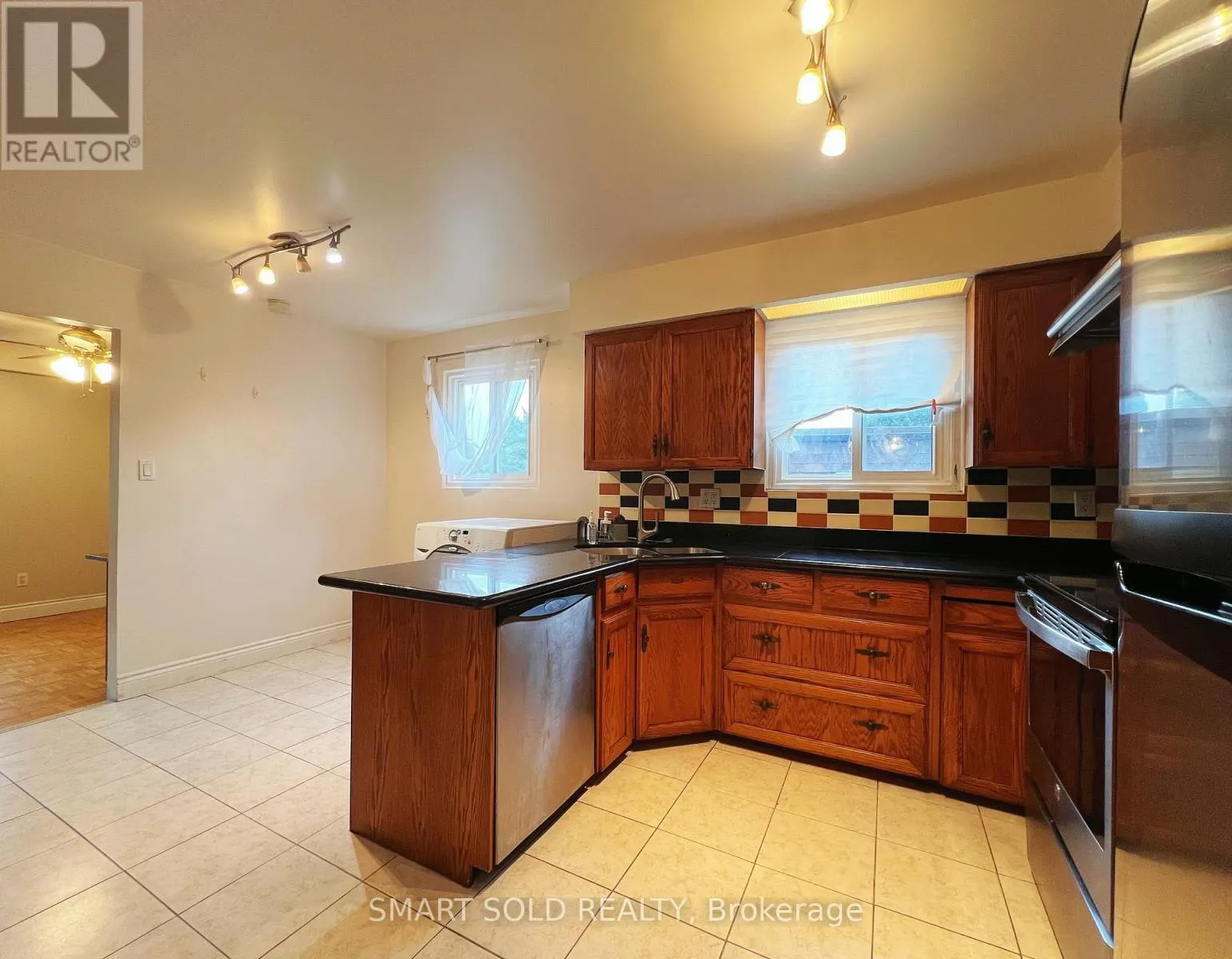 171 ANGUS DRIVE
