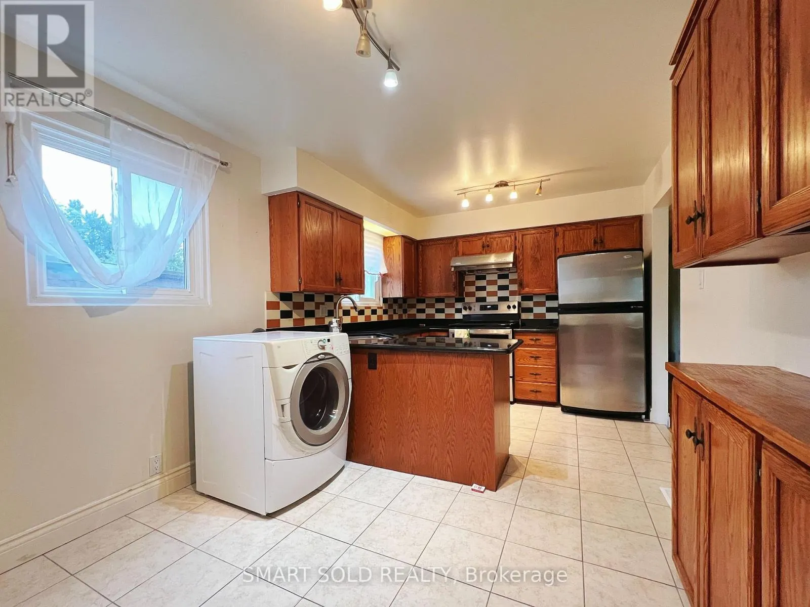 171 ANGUS DRIVE