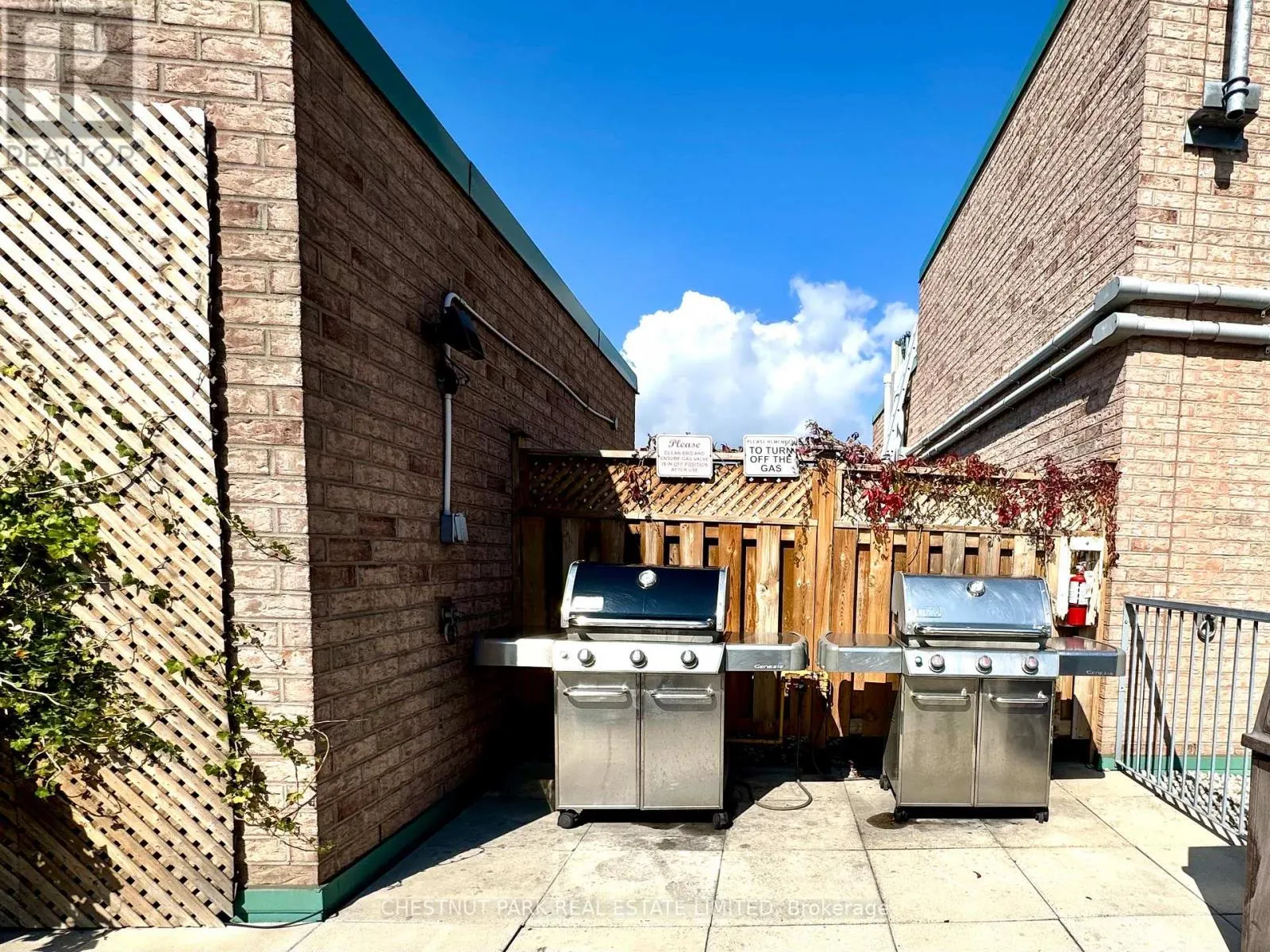 602 - 311 RICHMOND STREET E