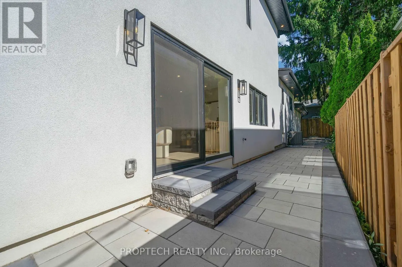 5 TRAILSIDE DRIVE