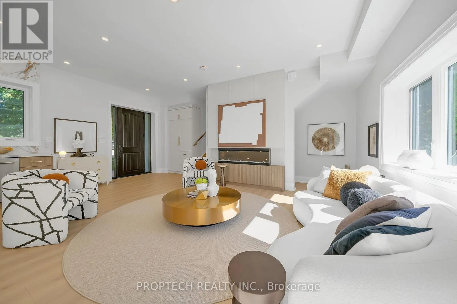 5 TRAILSIDE DRIVE