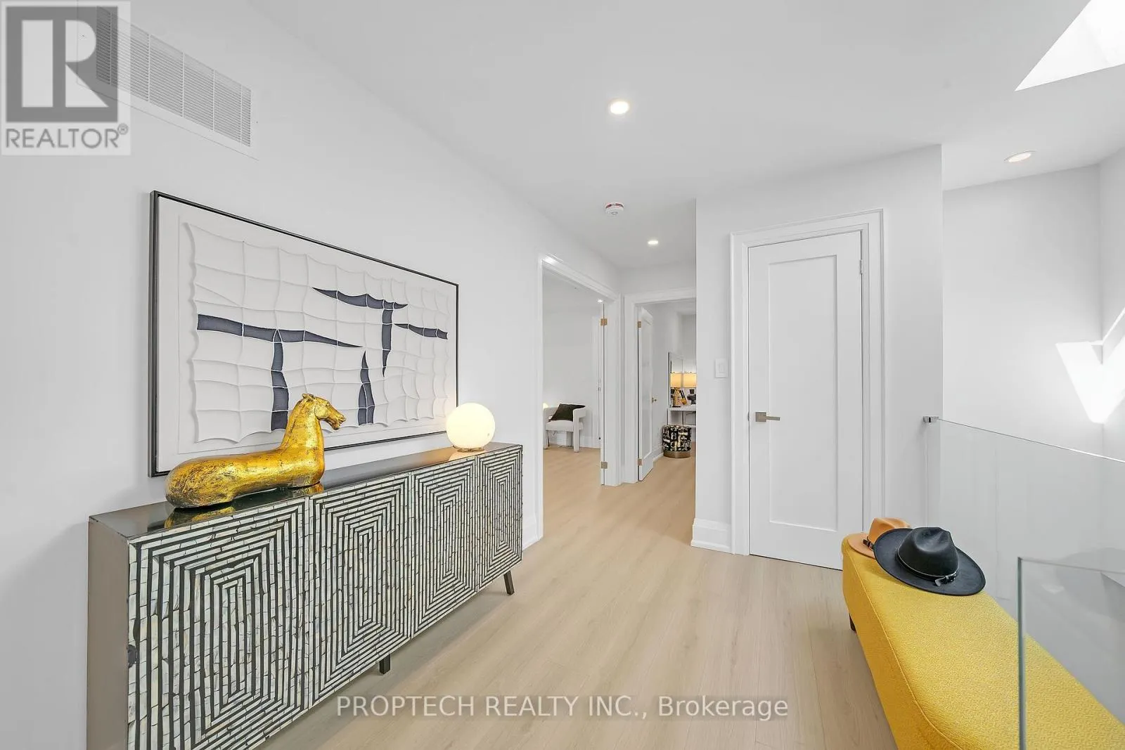 5 TRAILSIDE DRIVE