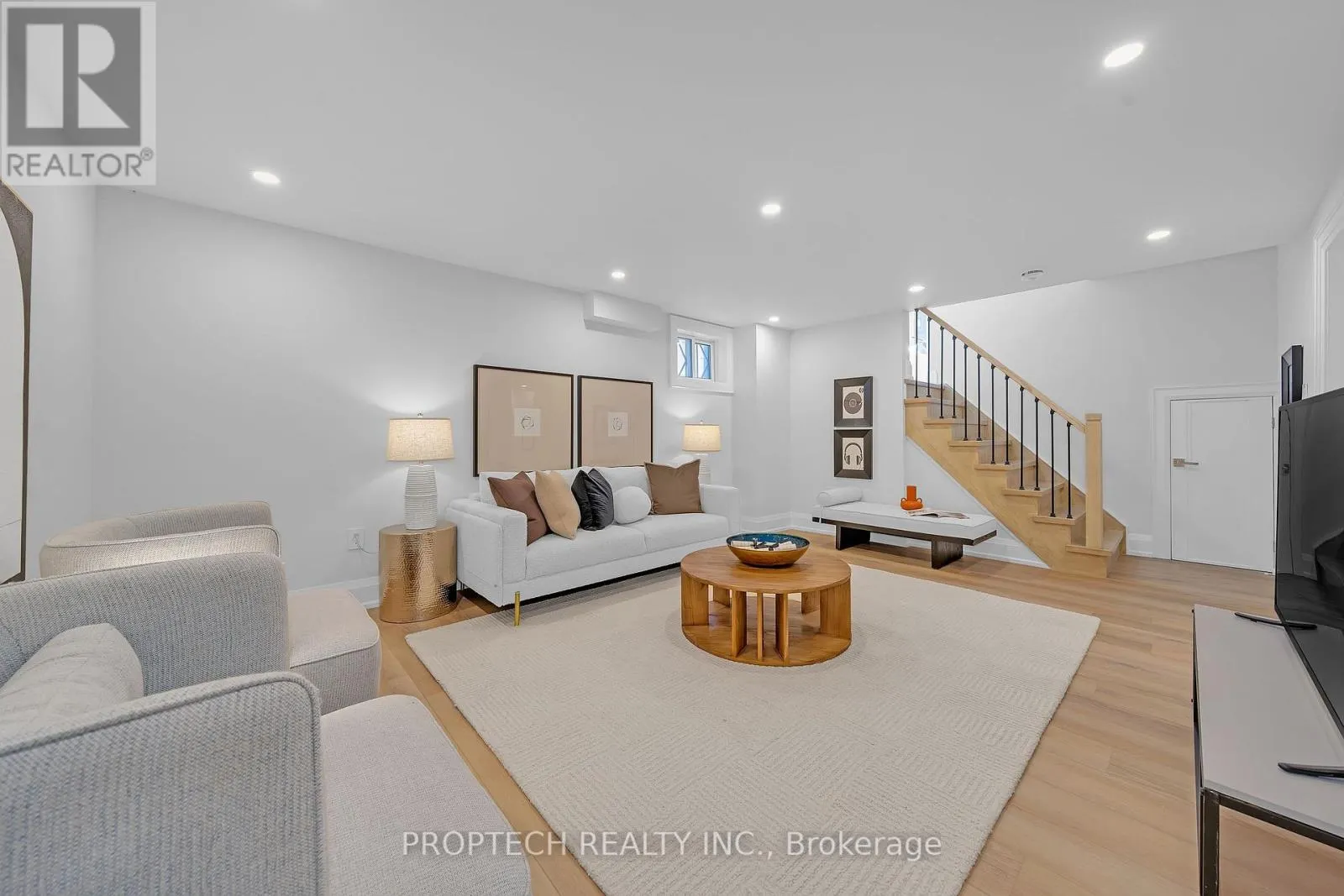 5 TRAILSIDE DRIVE