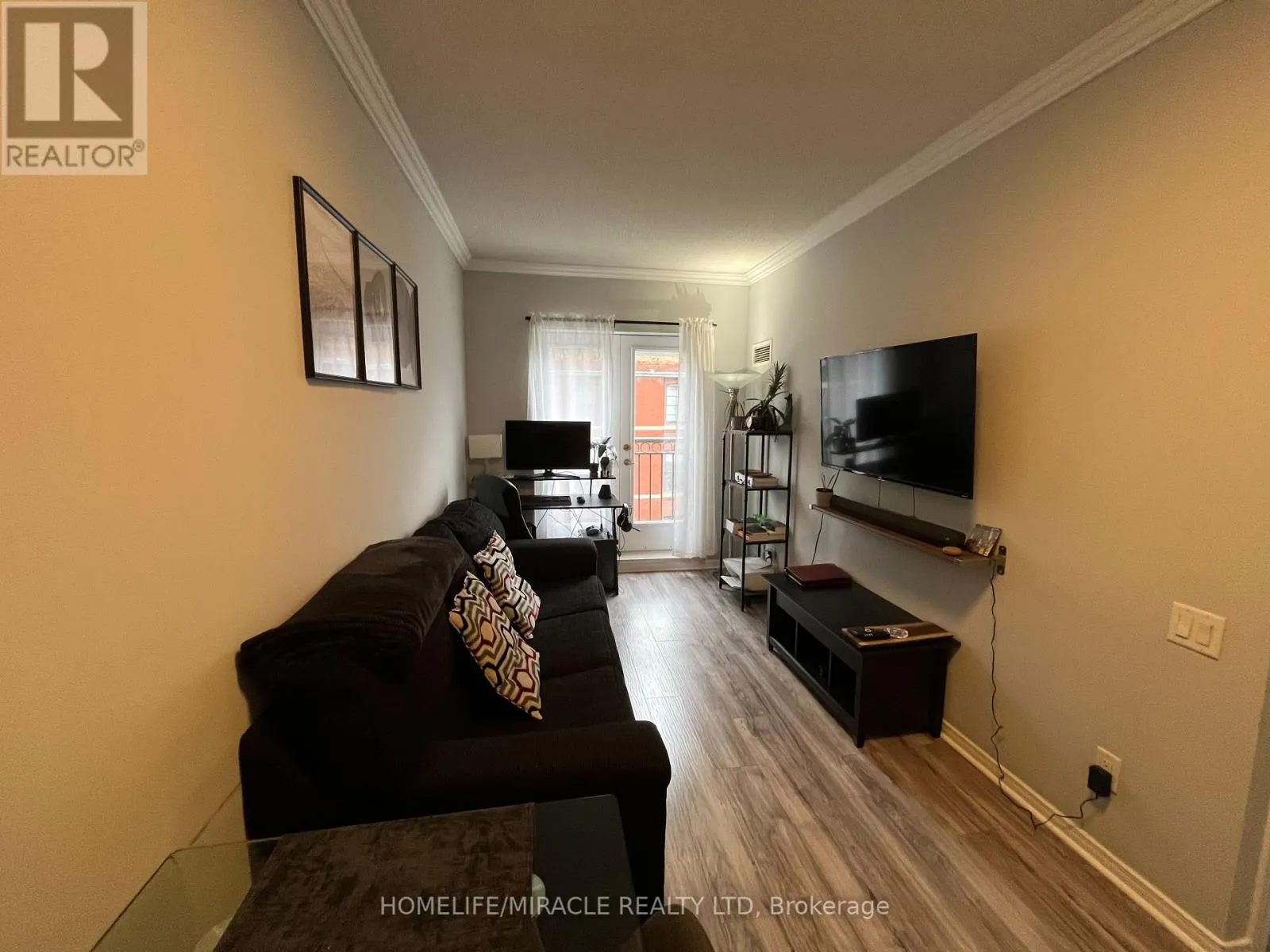 605 - 115 RICHMOND STREET E