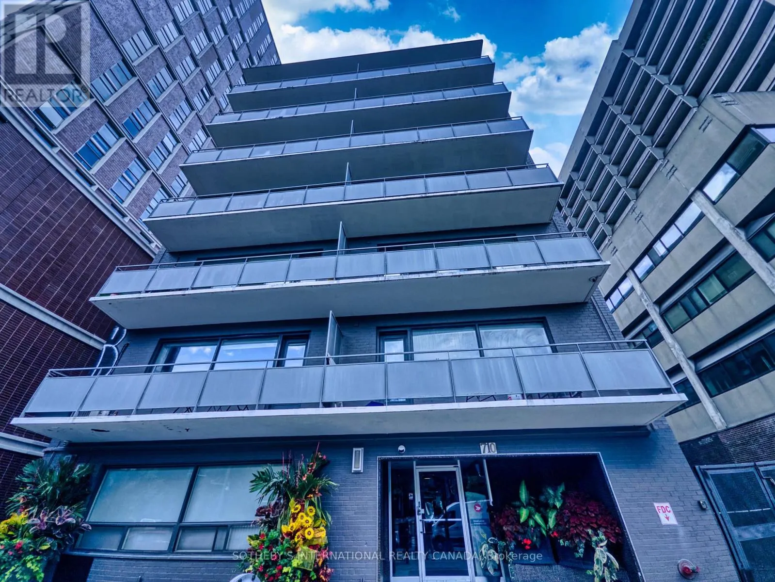 104 - 710 SPADINA AVENUE