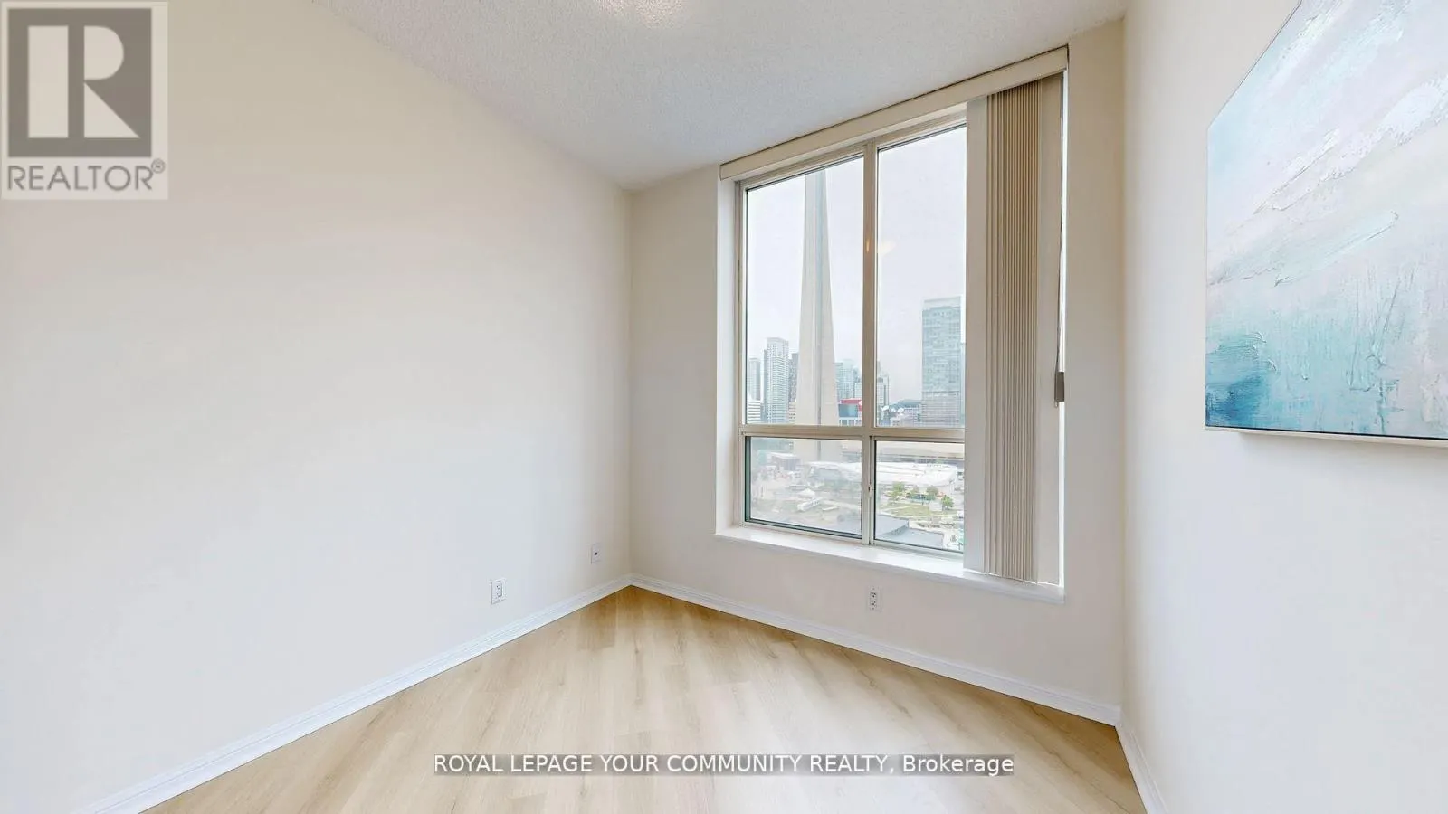 2323 - 230 QUEENS QUAY W