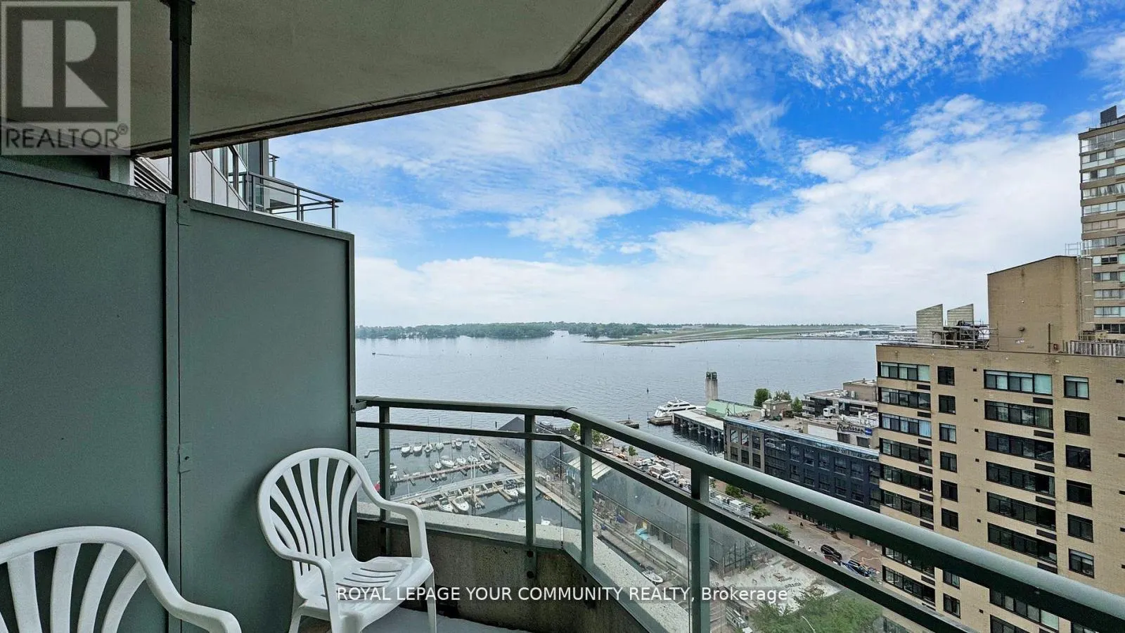 2323 - 230 QUEENS QUAY W